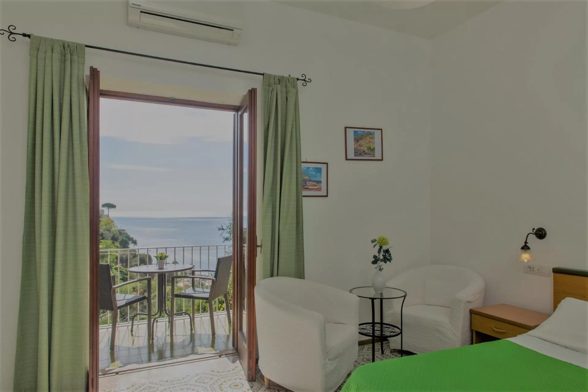 Double Room with Balcony in Il Canneto