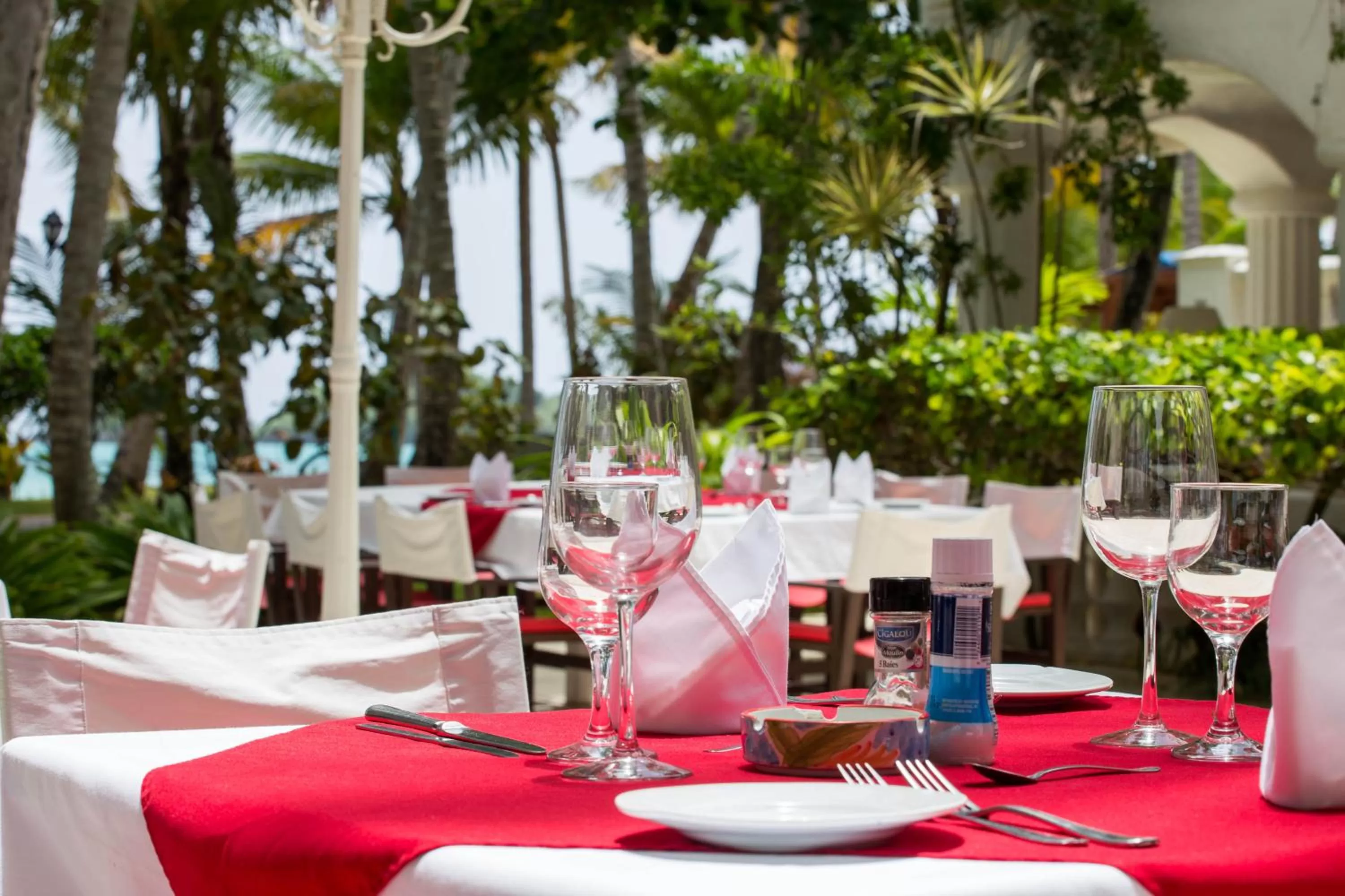 Restaurant/places to eat in Hotel Atlantis