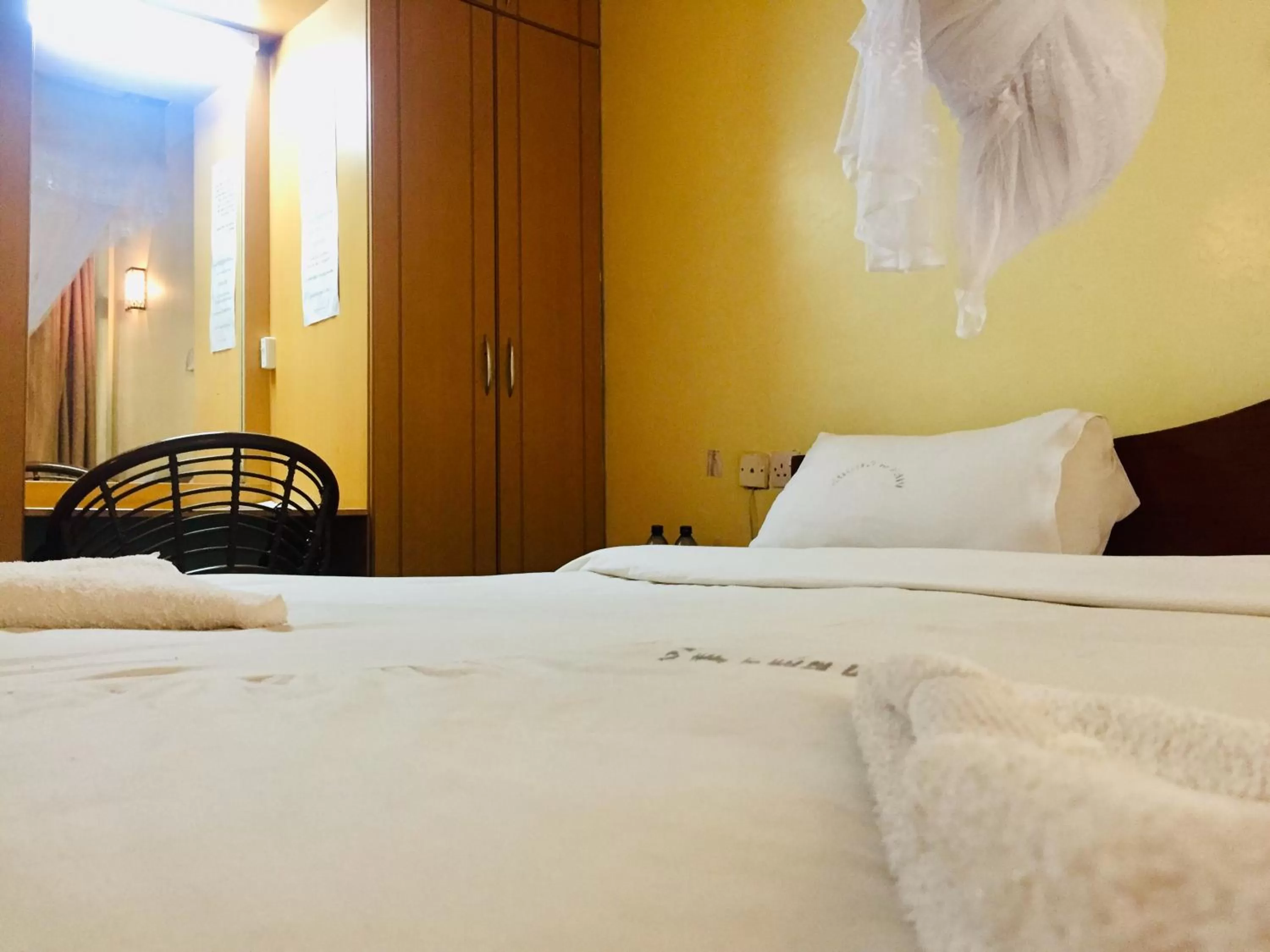 Bed in Vienna Woods Hotel Nakuru