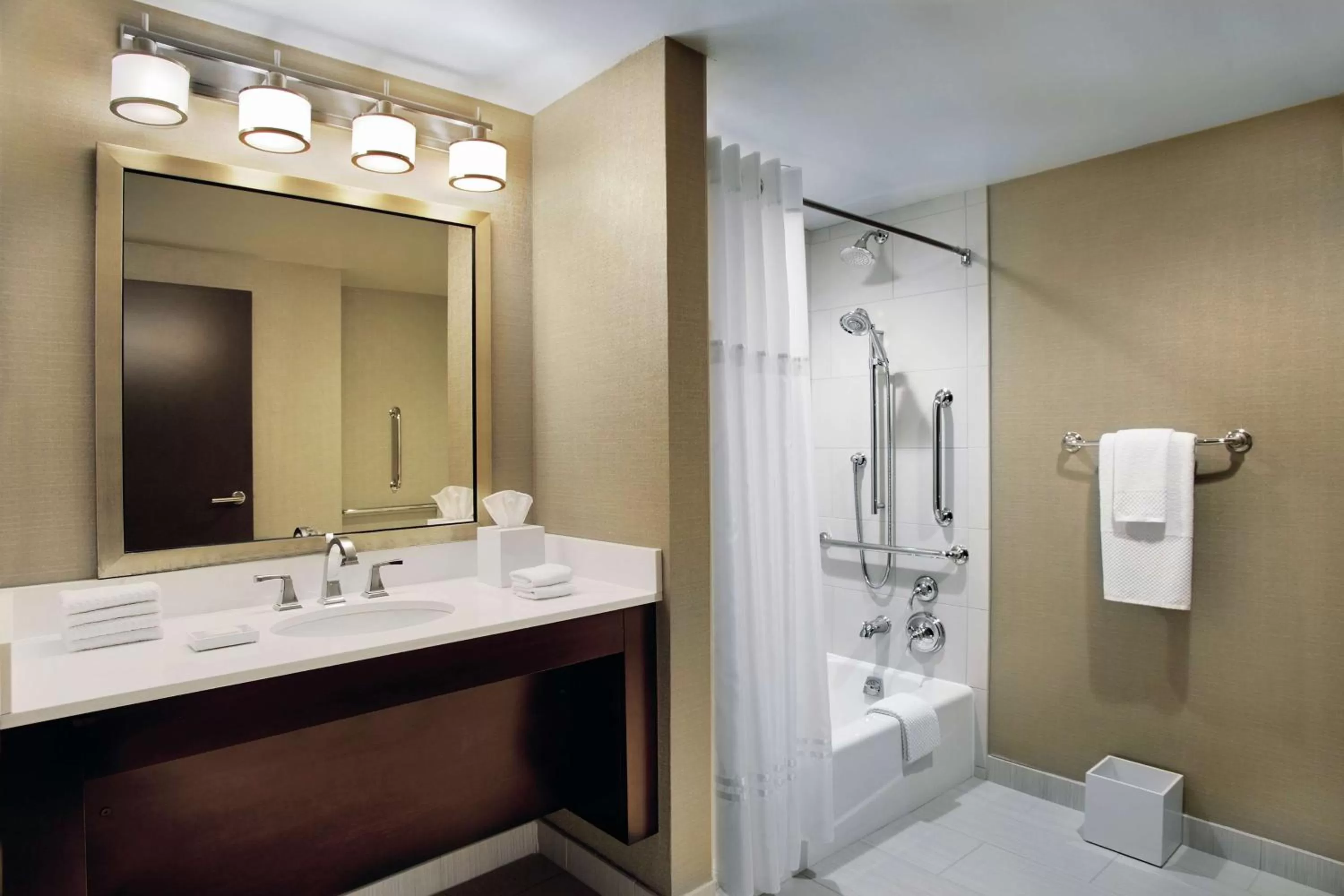 Bathroom in Hilton Chicago