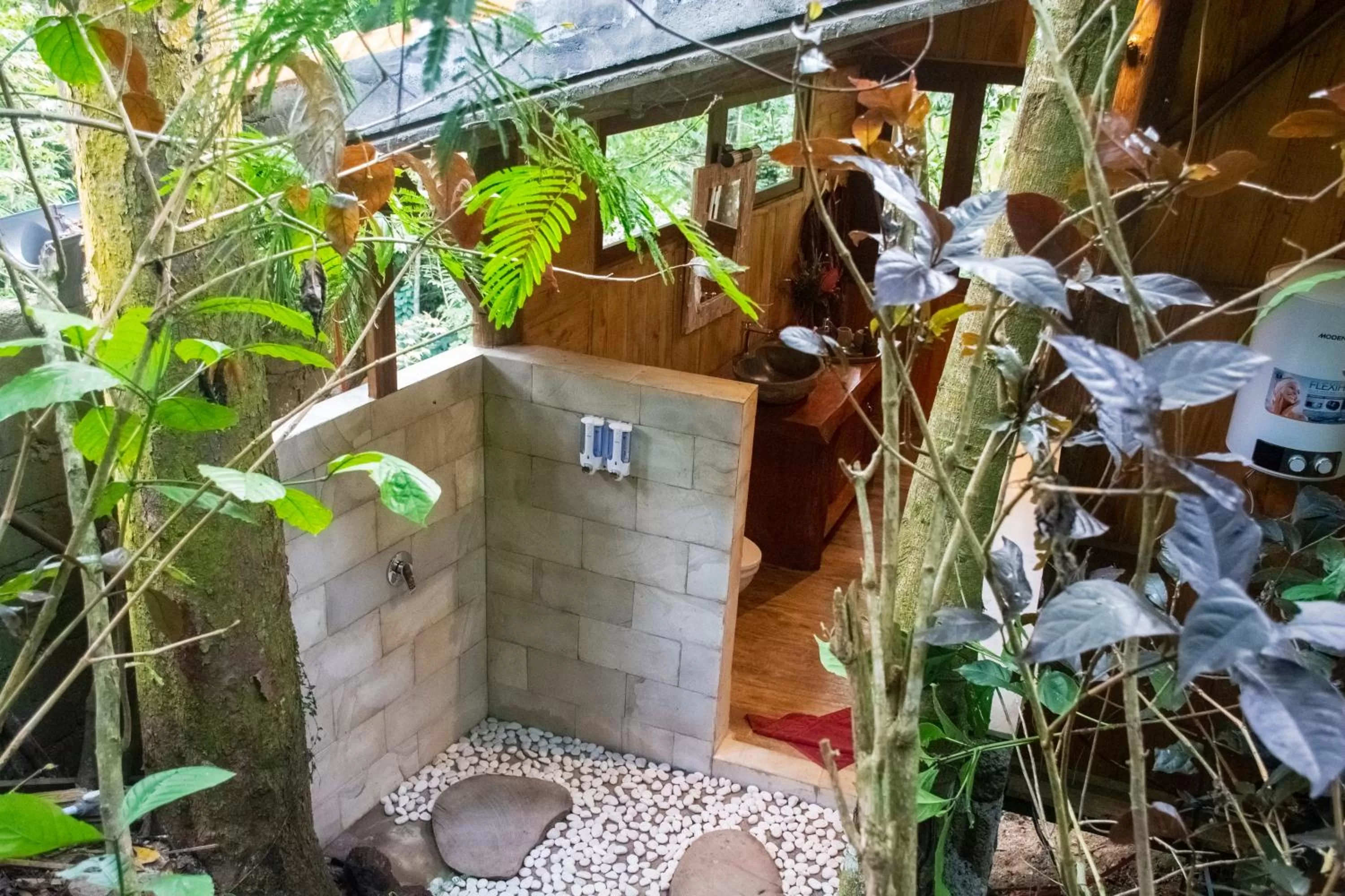 Shower in Gumi Ayu EcoStay