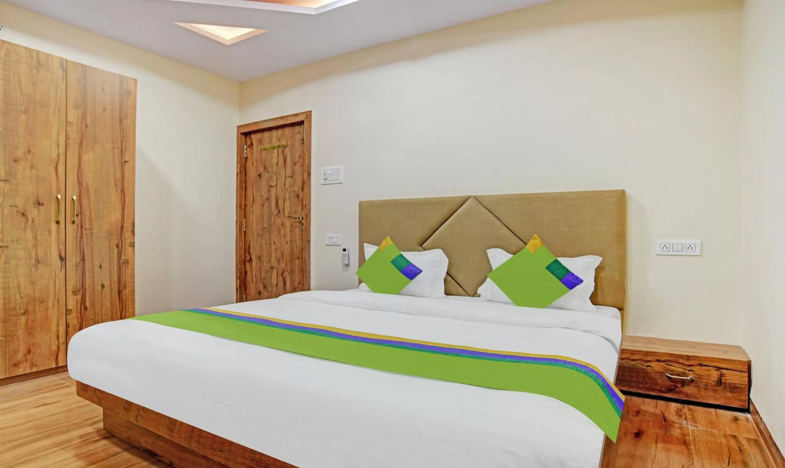 Bedroom, Bed in Treebo Nirvana Elite