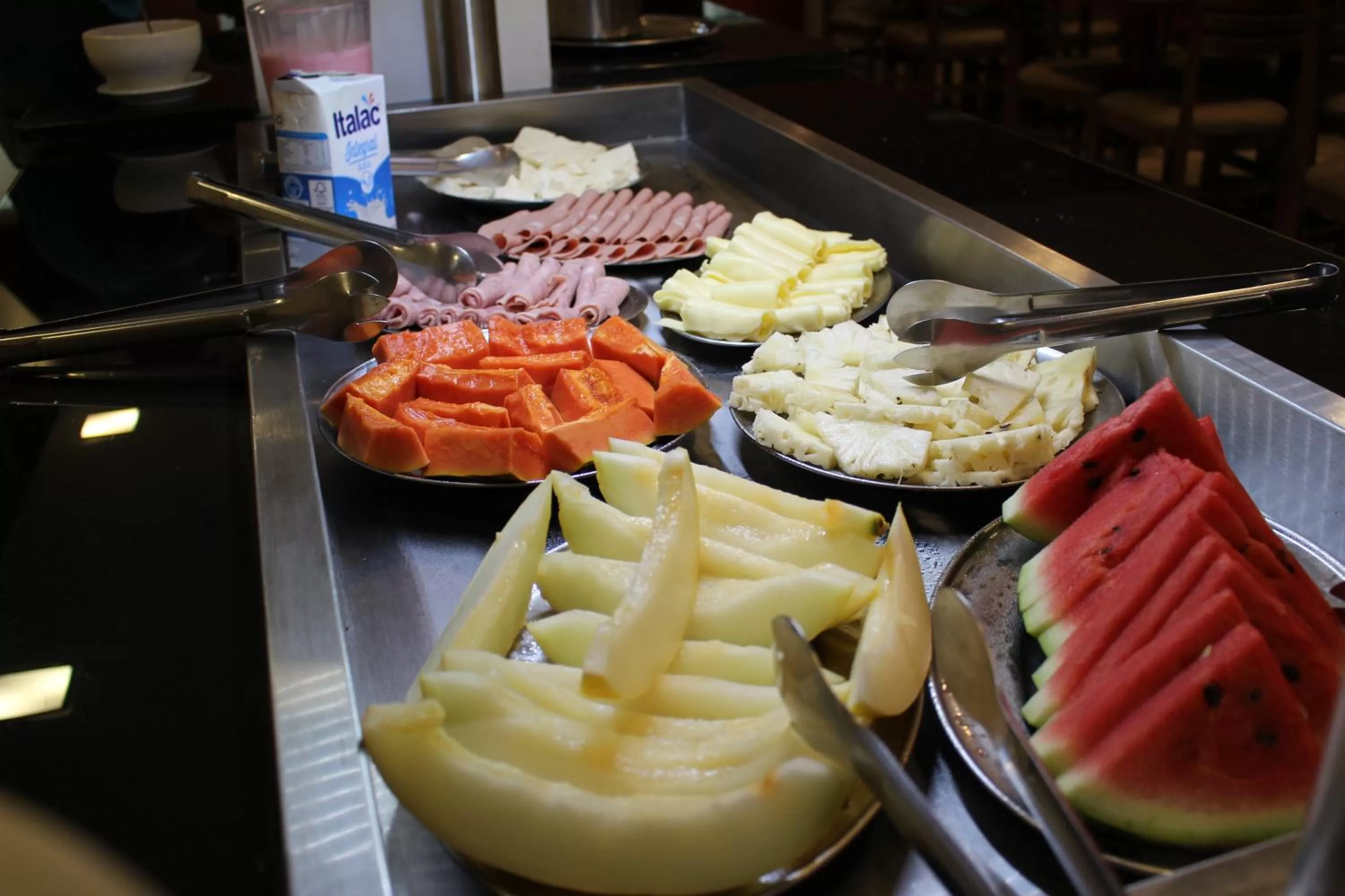Buffet breakfast, Food in Ágape Hotel De Aparecida