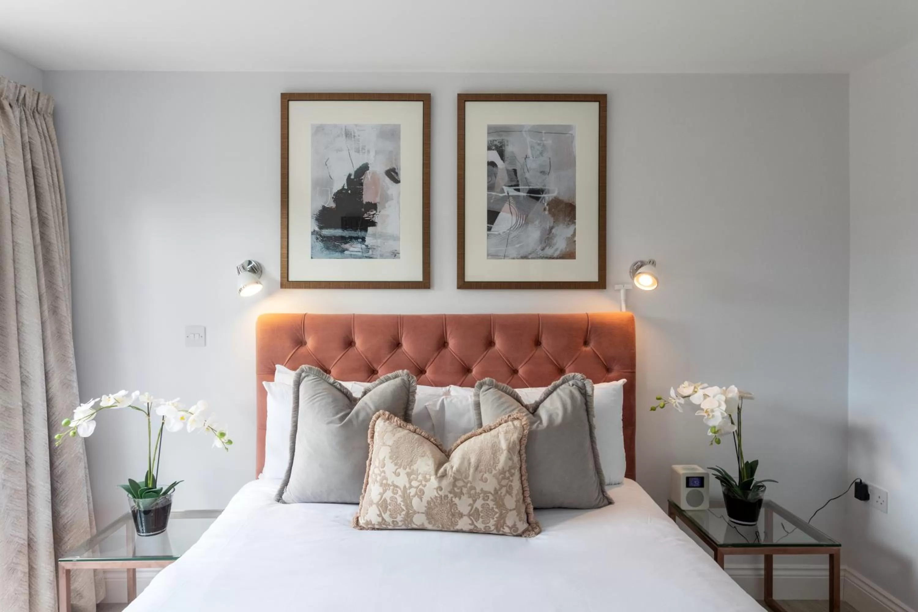 Bed in No.192 Oxford