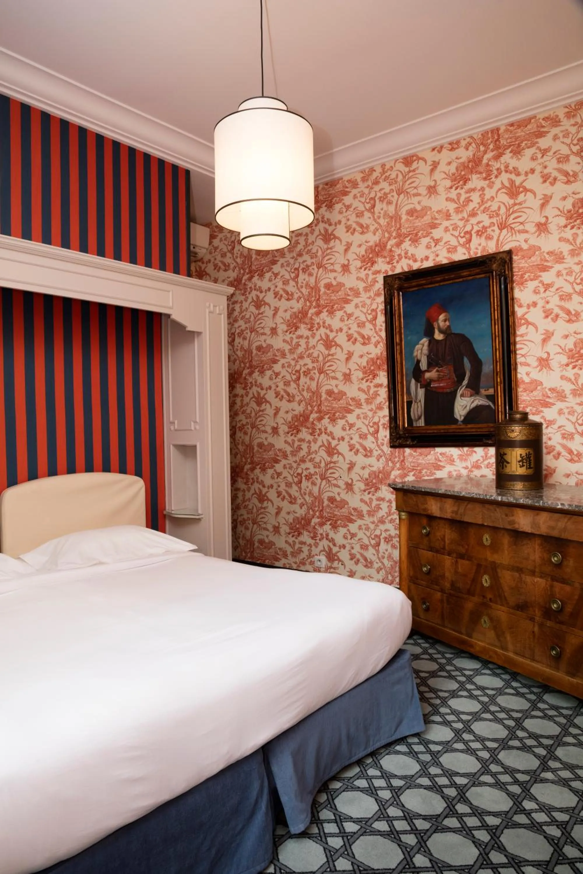 Photo of the whole room, Bed in Hôtel Saint Germain