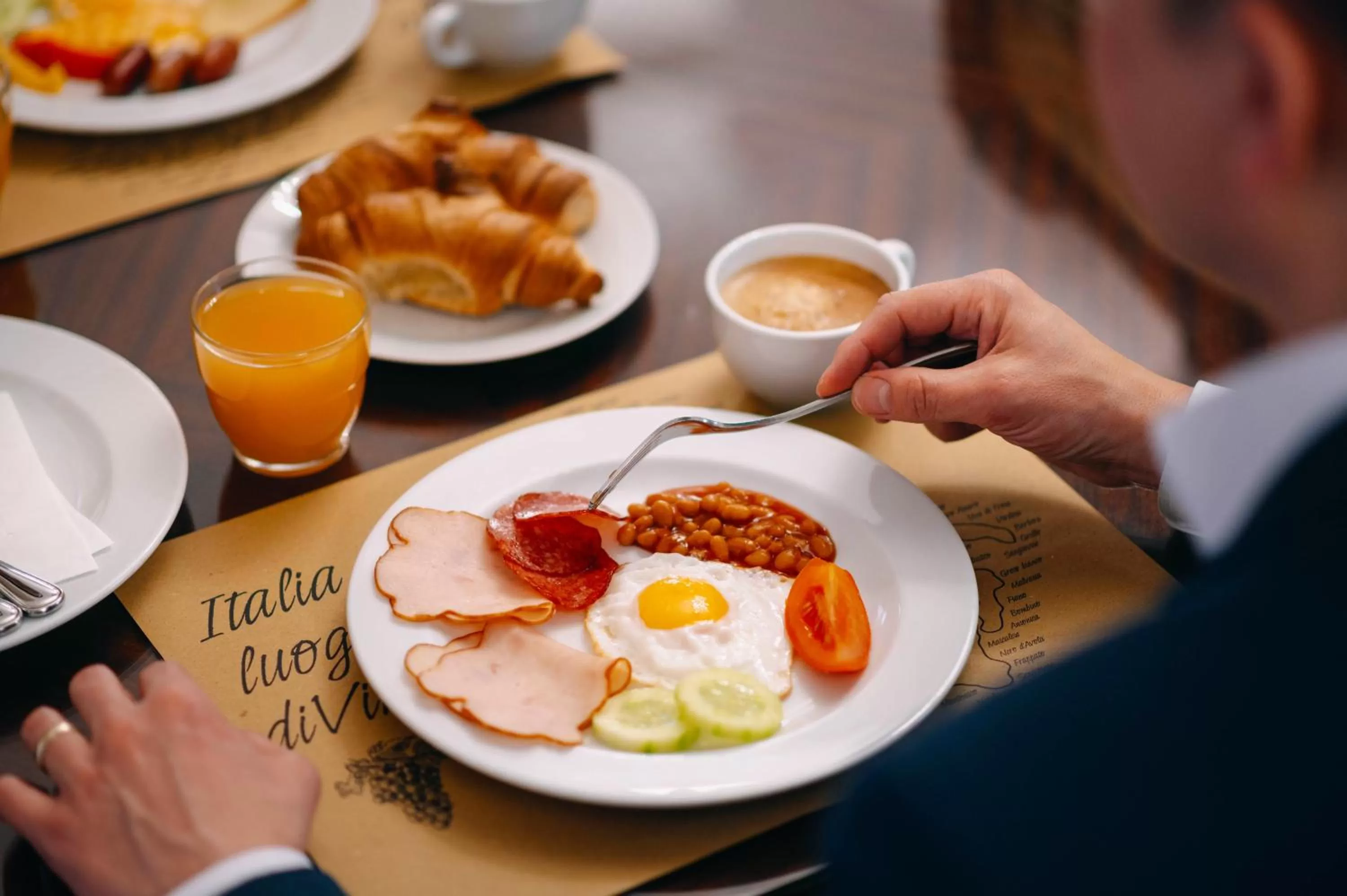Breakfast in Hotel Leon D´Oro