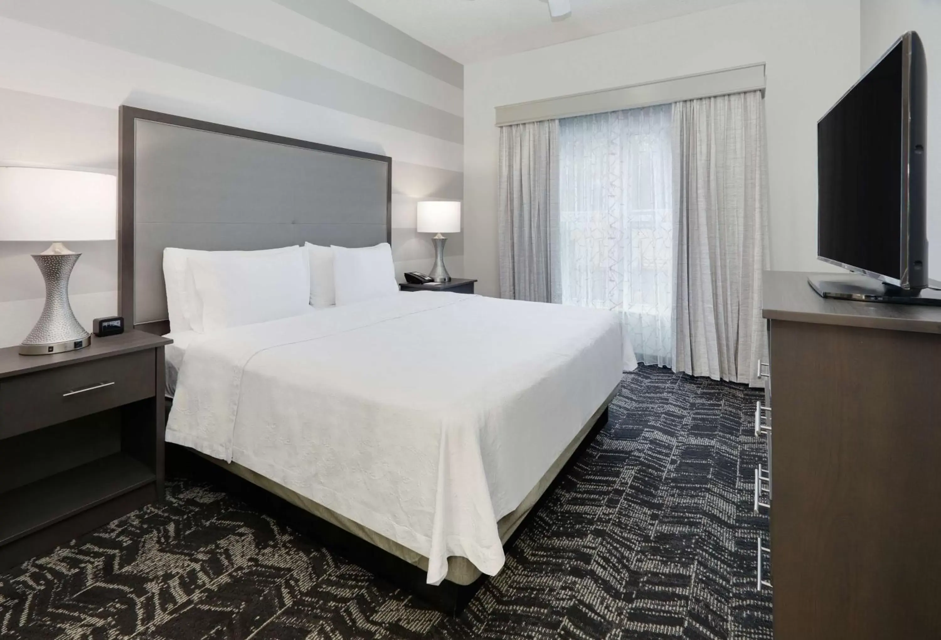 Two Bedroom Suite with One King and Two Queen Beds - Non-Smoking in Homewood Suites by Hilton Saint Louis-Chesterfield Two Bedroom Suite with One King and Two Queen Beds - Non-Smoking in Homewood Suites by Hilton Saint Louis-Chesterfield