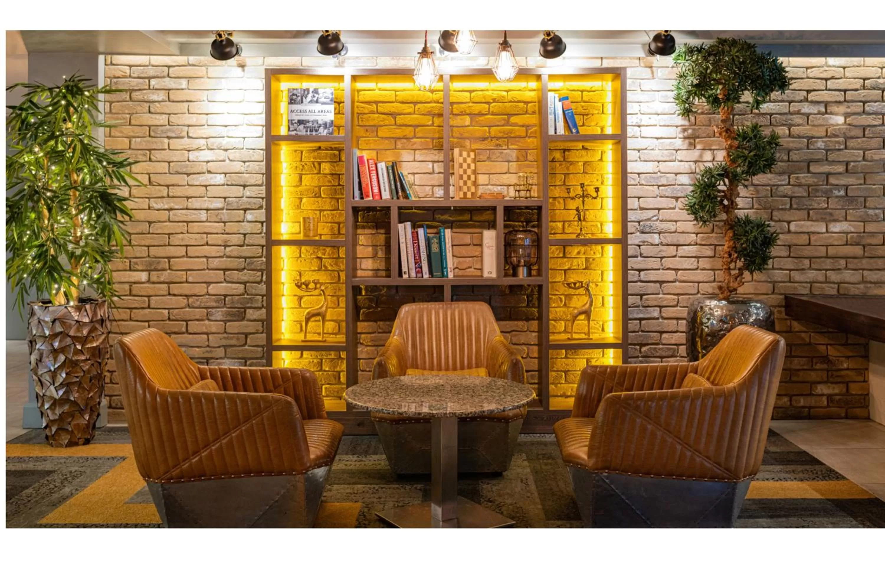 Lobby or reception in Nox Hotel Galway