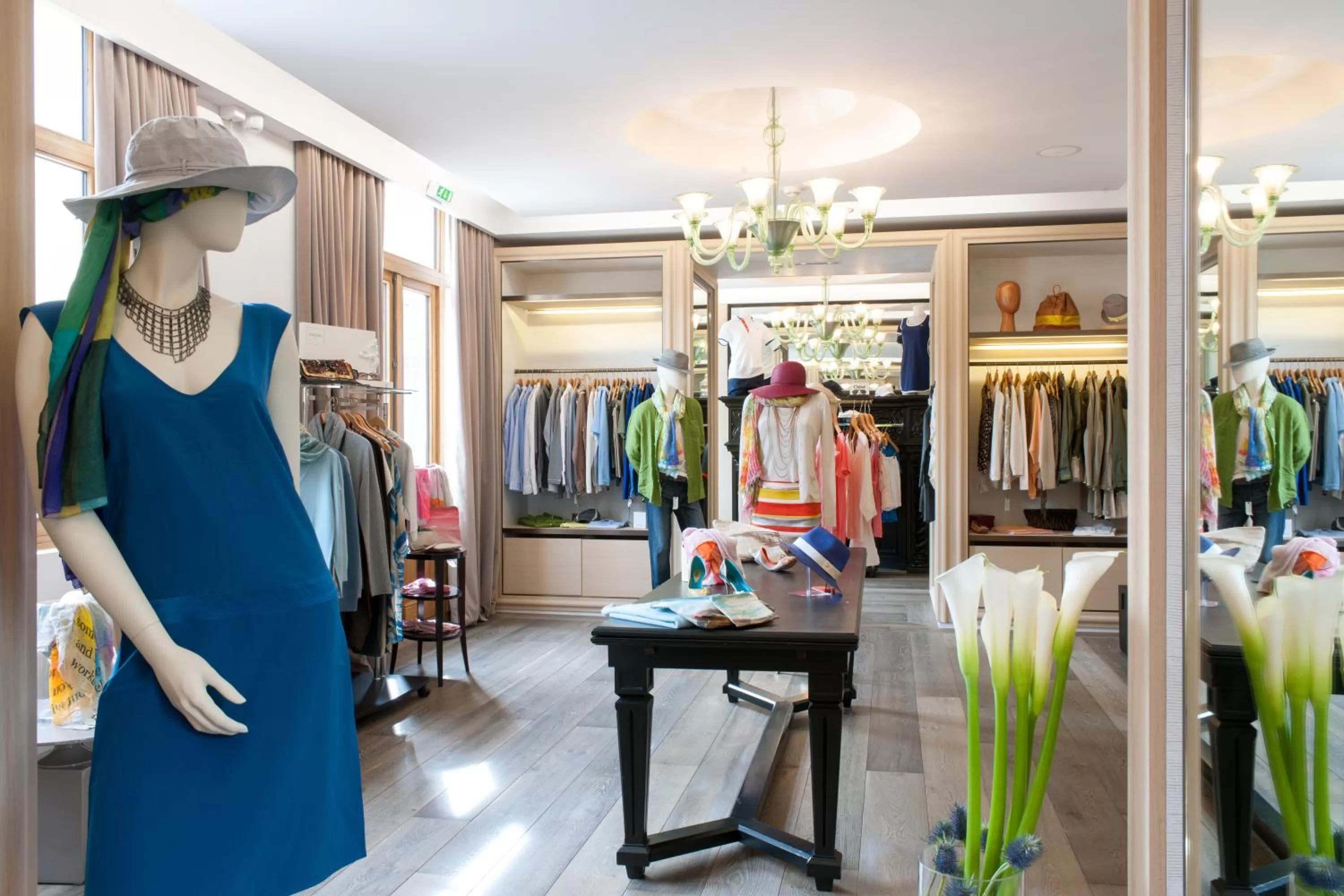 On-site shops in Hôtel Royal