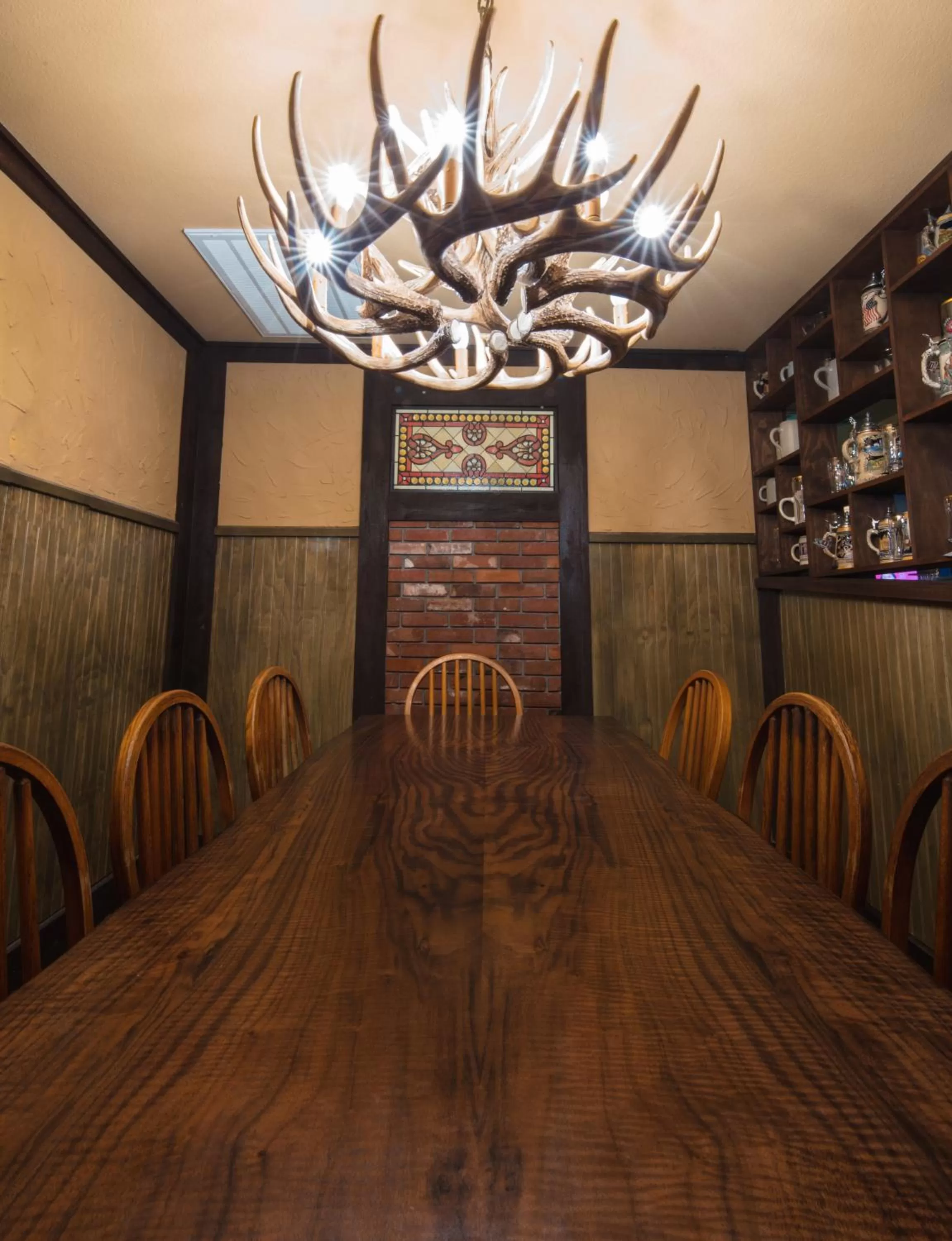 Restaurant/places to eat in Wild Bear Inn