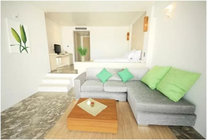 Photo of the whole room in Bari Lamai Resort