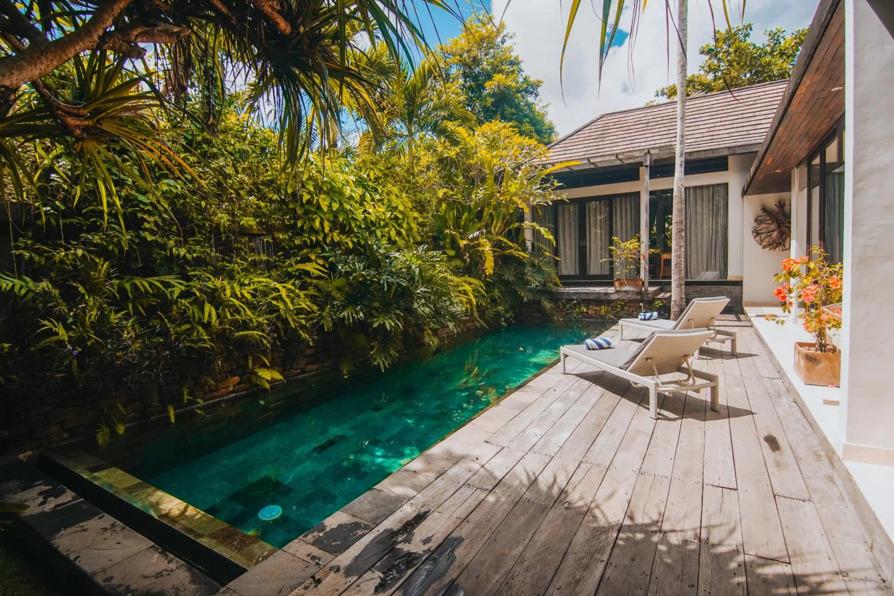 Swimming pool in Surya Kembar Villas