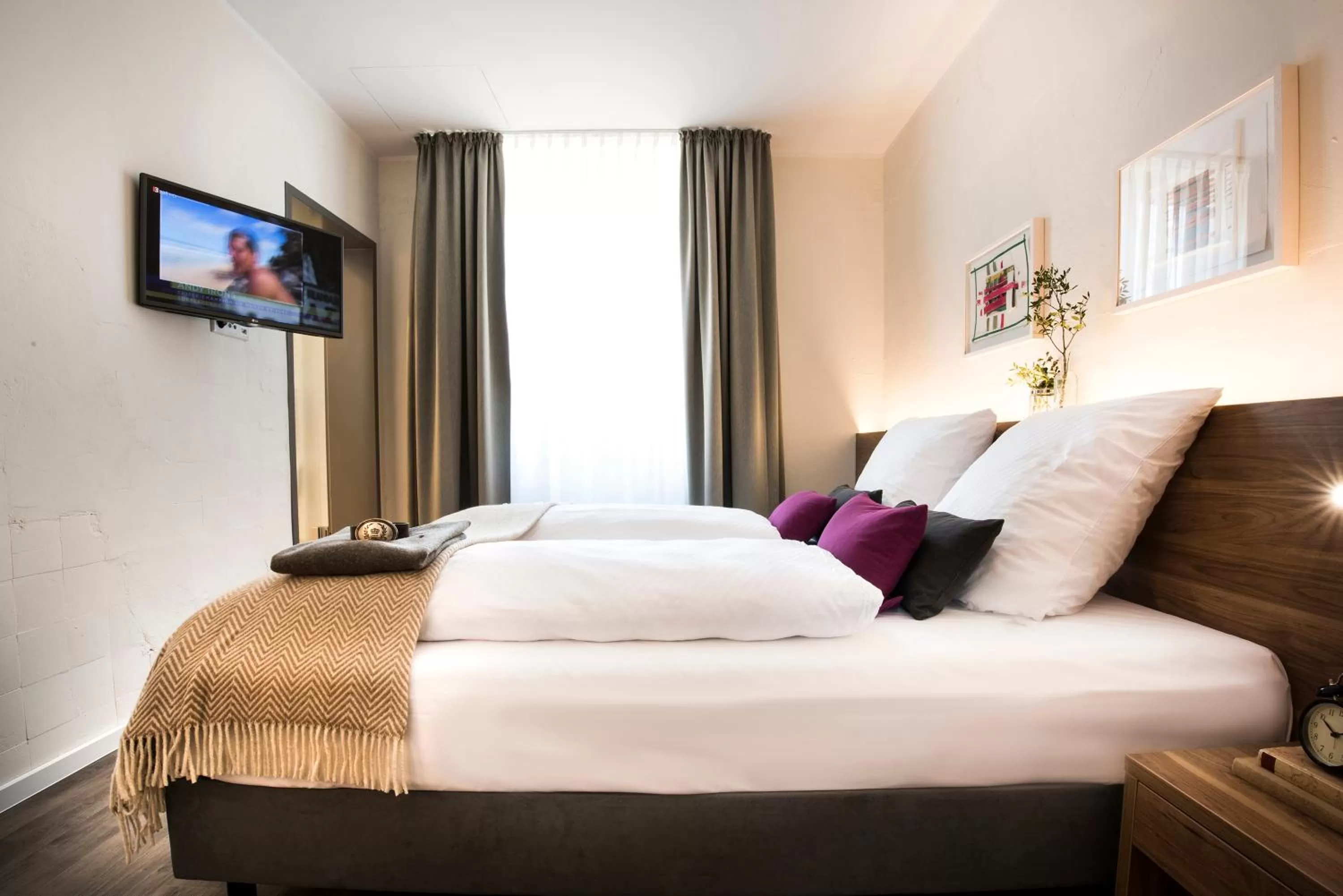 Decorative detail, Bed in Alexianer Hotel am Wasserturm