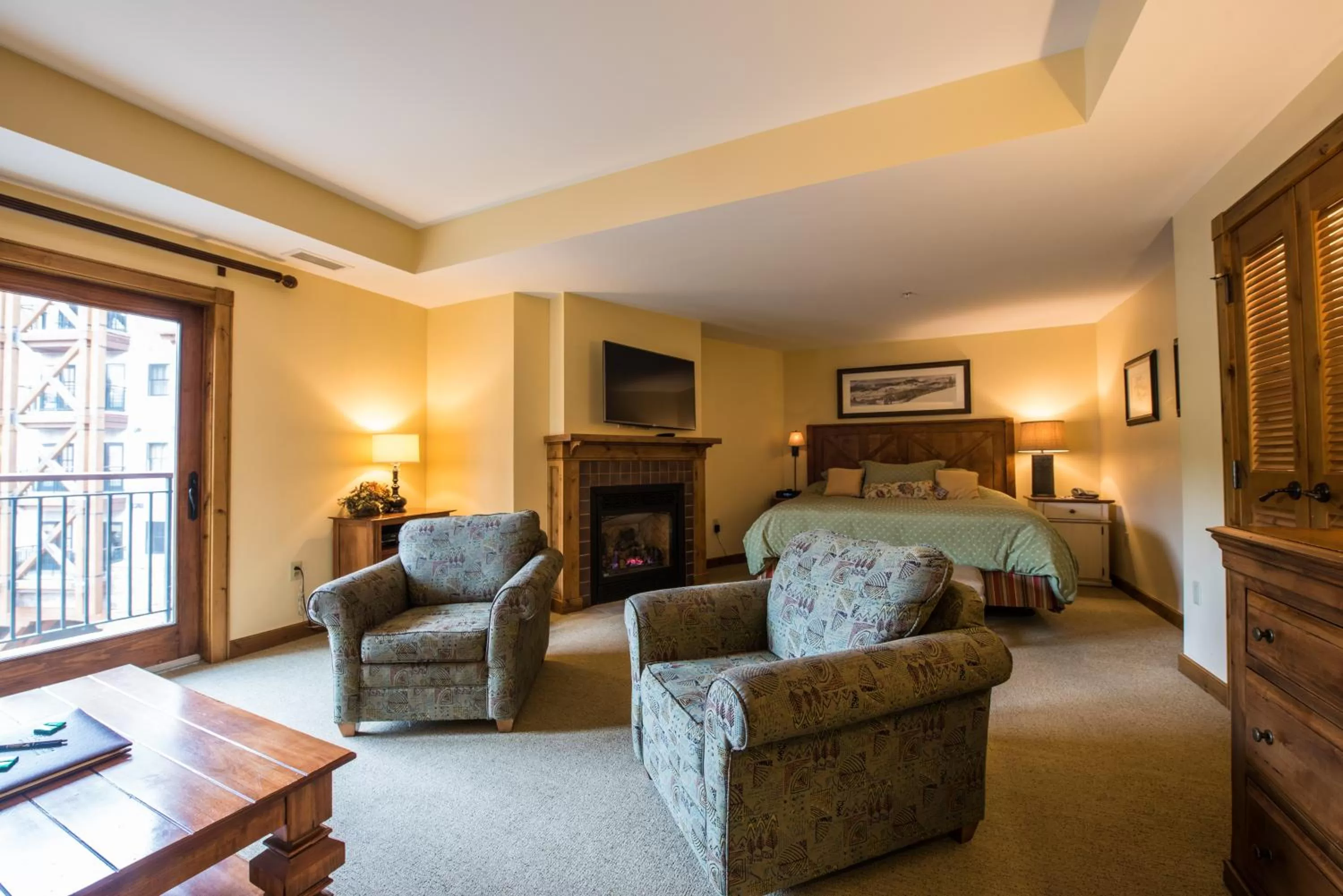 The Lodge at Mountaineer Square, A Vail Resorts Property