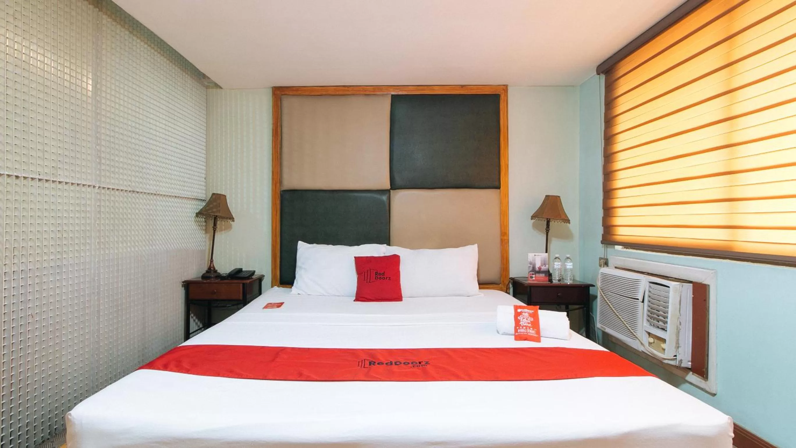 Bedroom, Bed in RedDoorz at Timog Avenue Quezon City