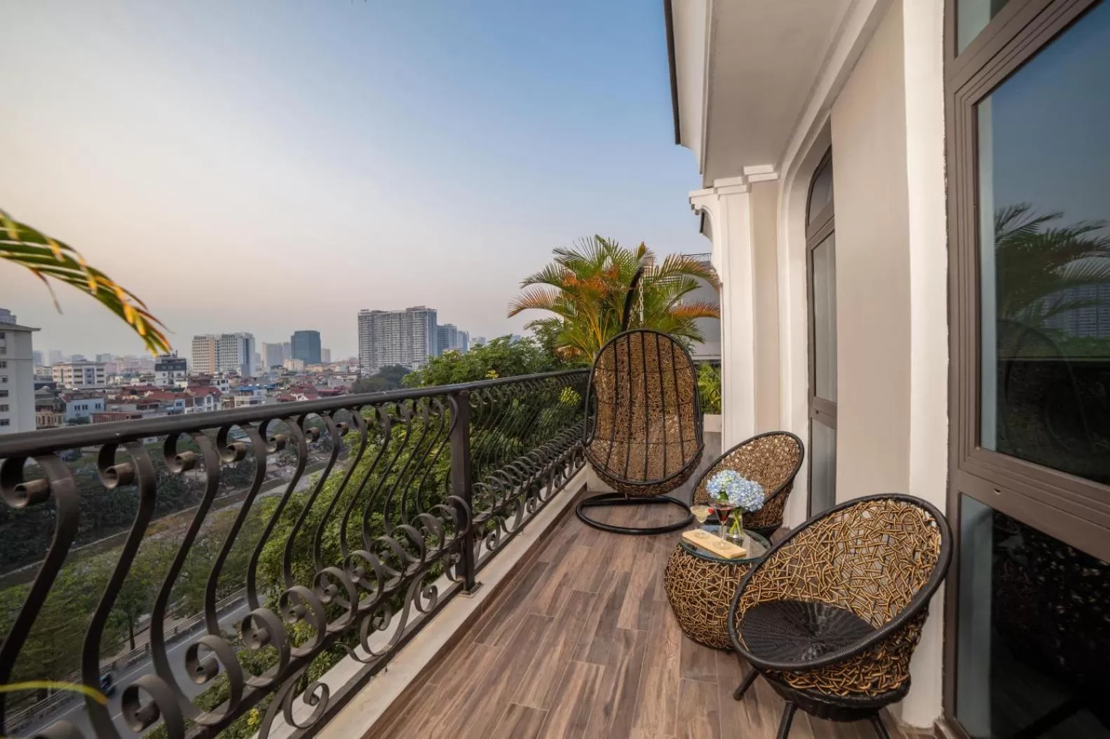 Patio in FTE Ba Dinh Hotel