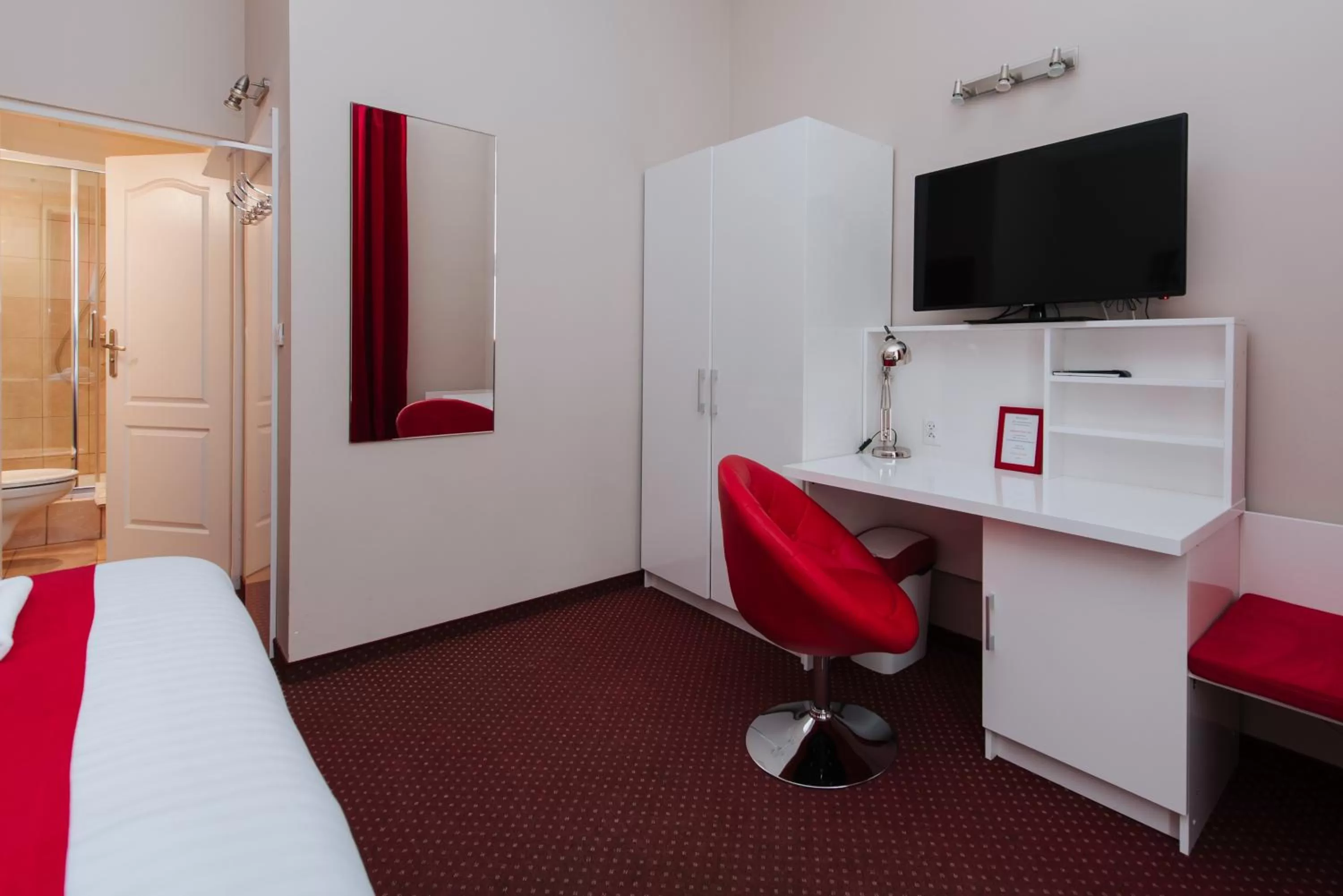 TV/Entertainment Center in Rembrandt Aparthotel