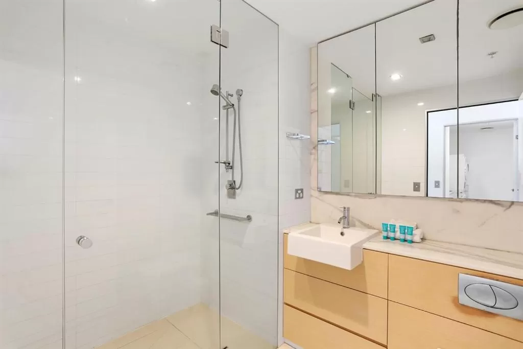 Ambience on Burleigh Beach