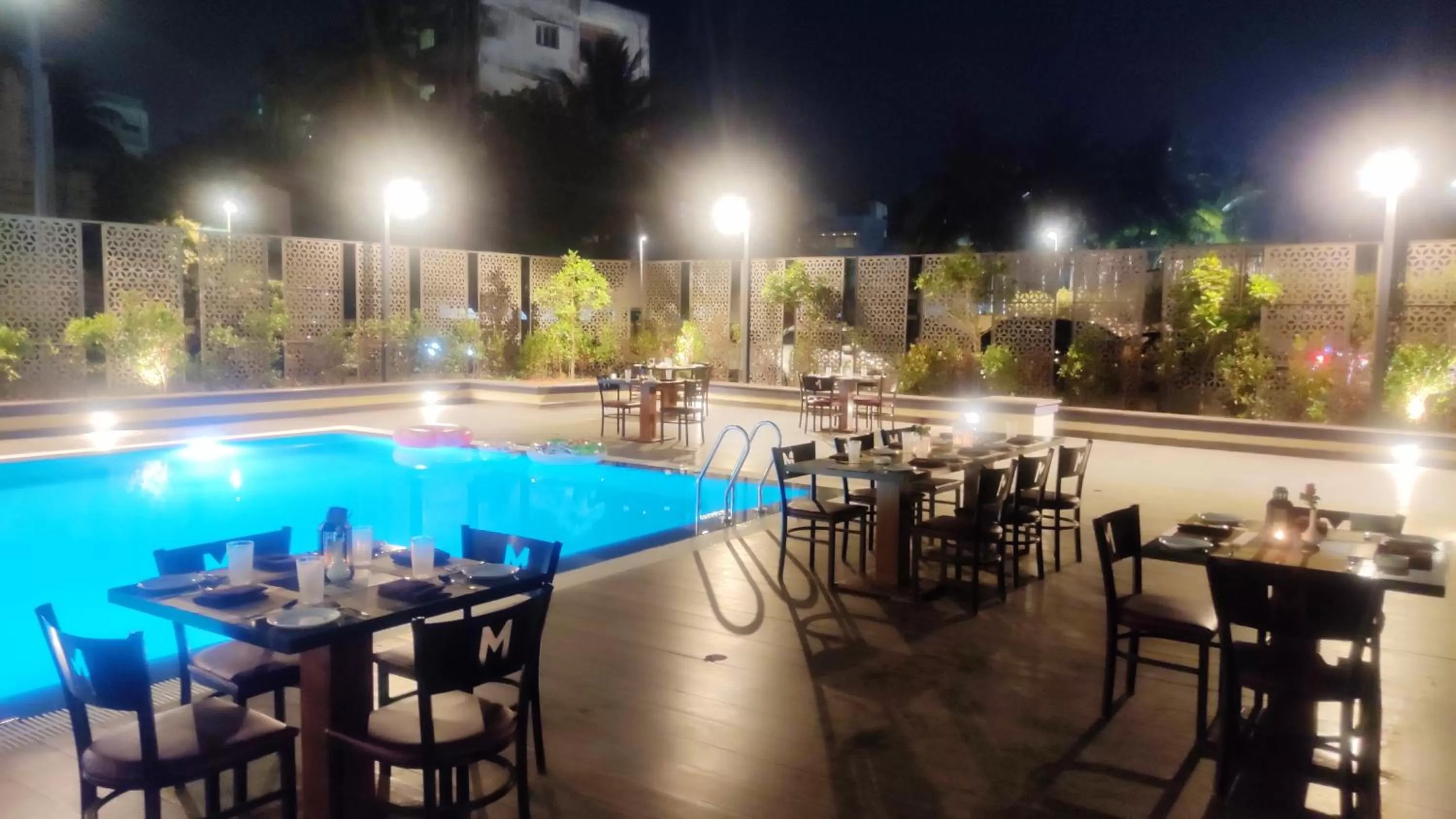 Swimming pool, Restaurant/Places to Eat in Manjeera Sarovar Premiere