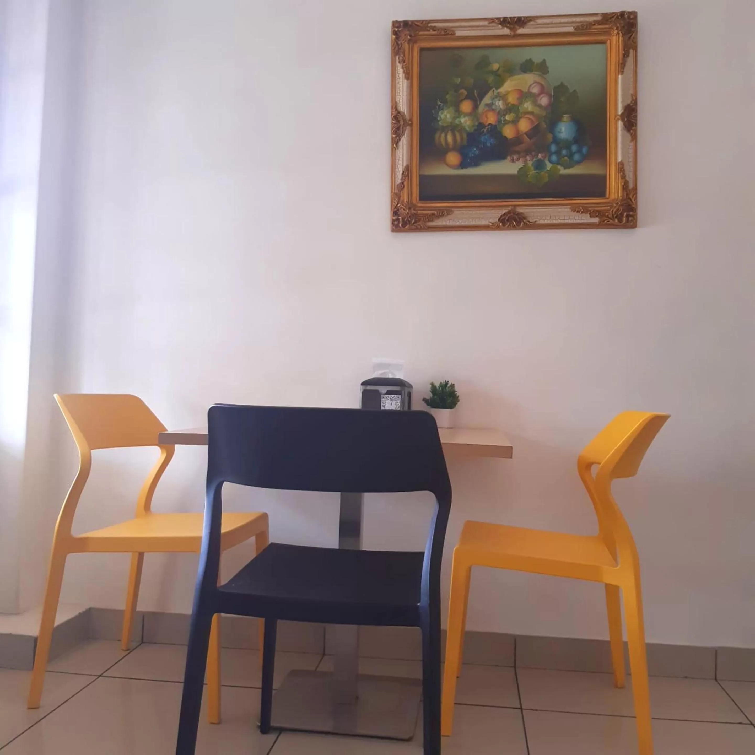 Restaurant/places to eat in Hotel Villa Florencia Zona Rosa