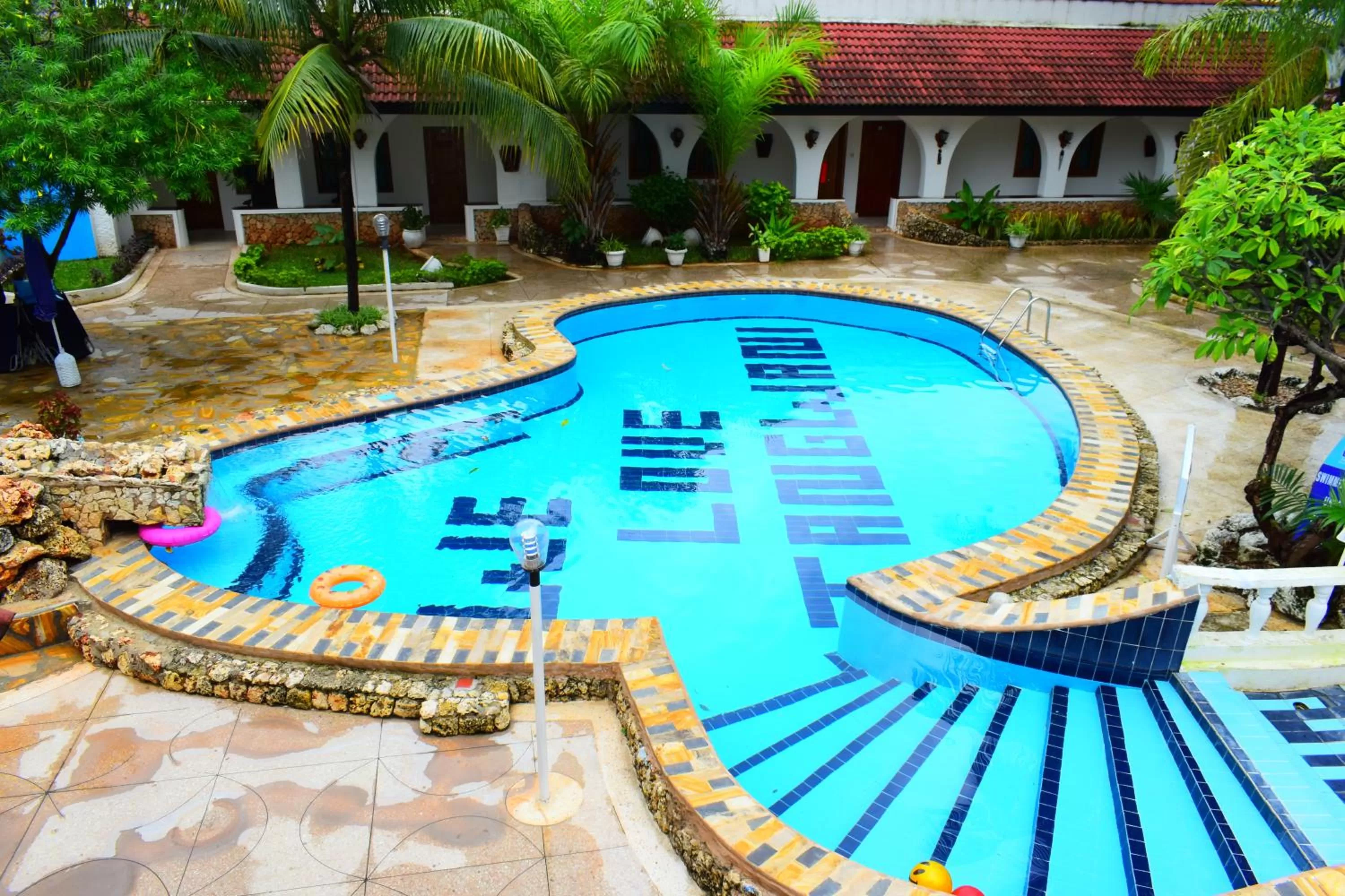 Pool view in Best Western Jangwani Sea Breeze Resort