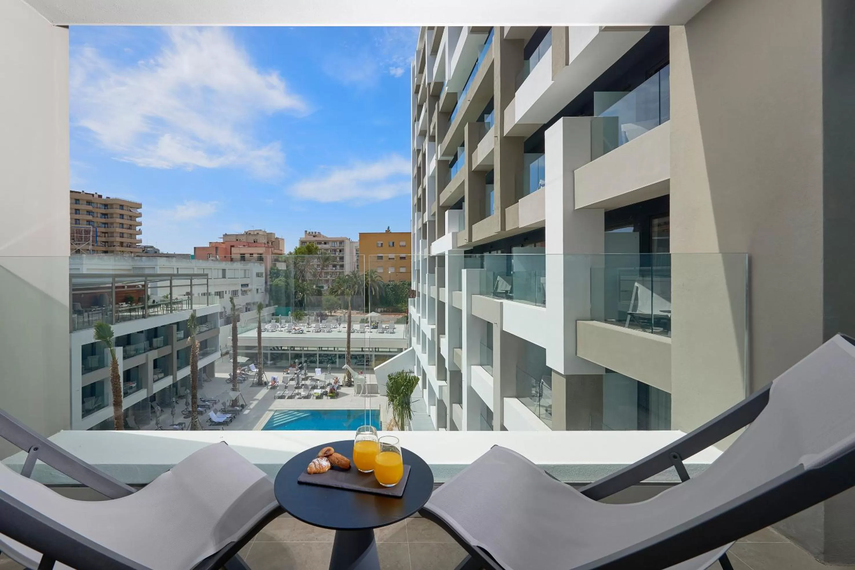 Balcony/Terrace in INNSiDE by Meliá Palma Bosque