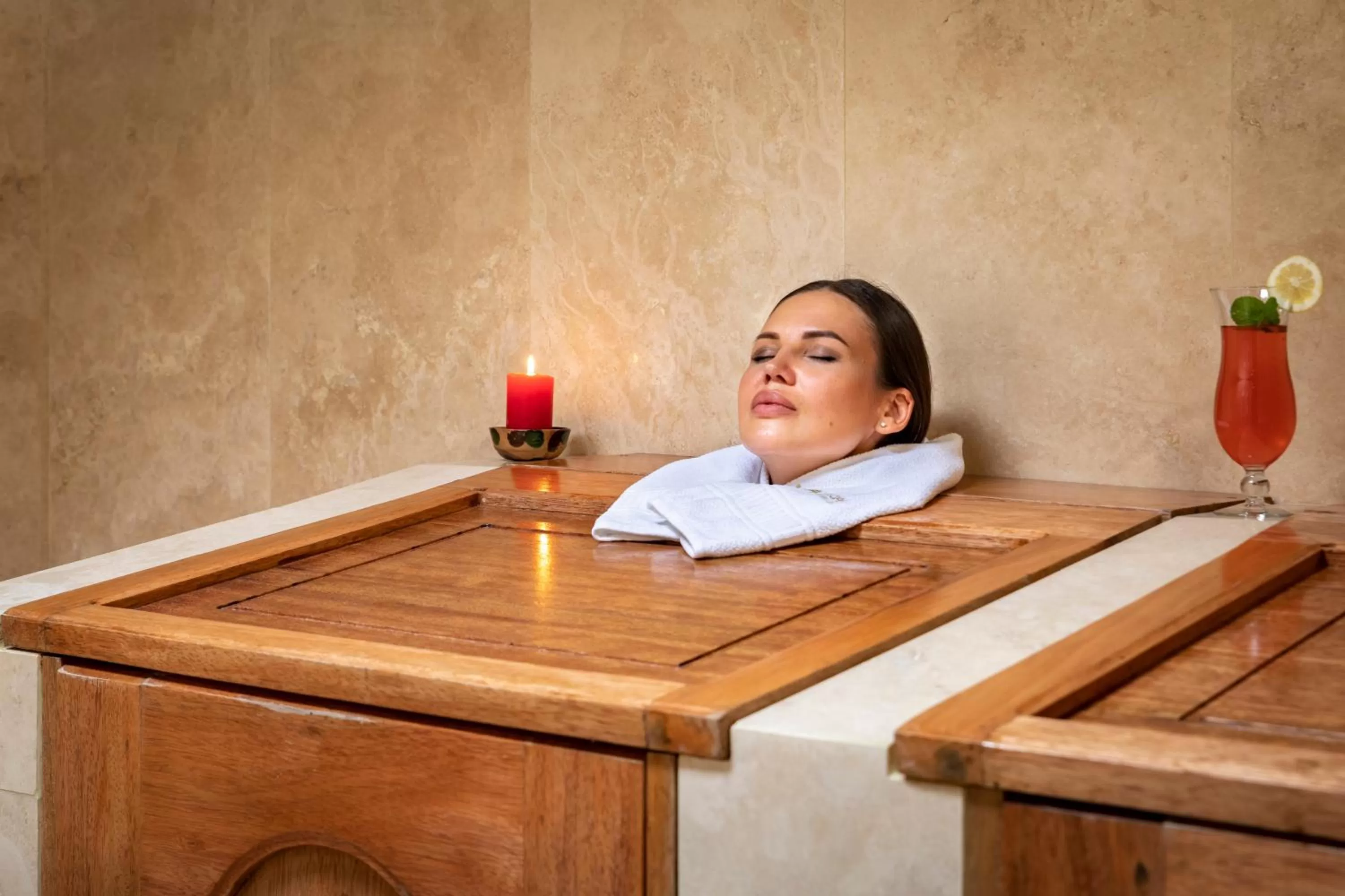 Luna Volcán, Adventure SPA