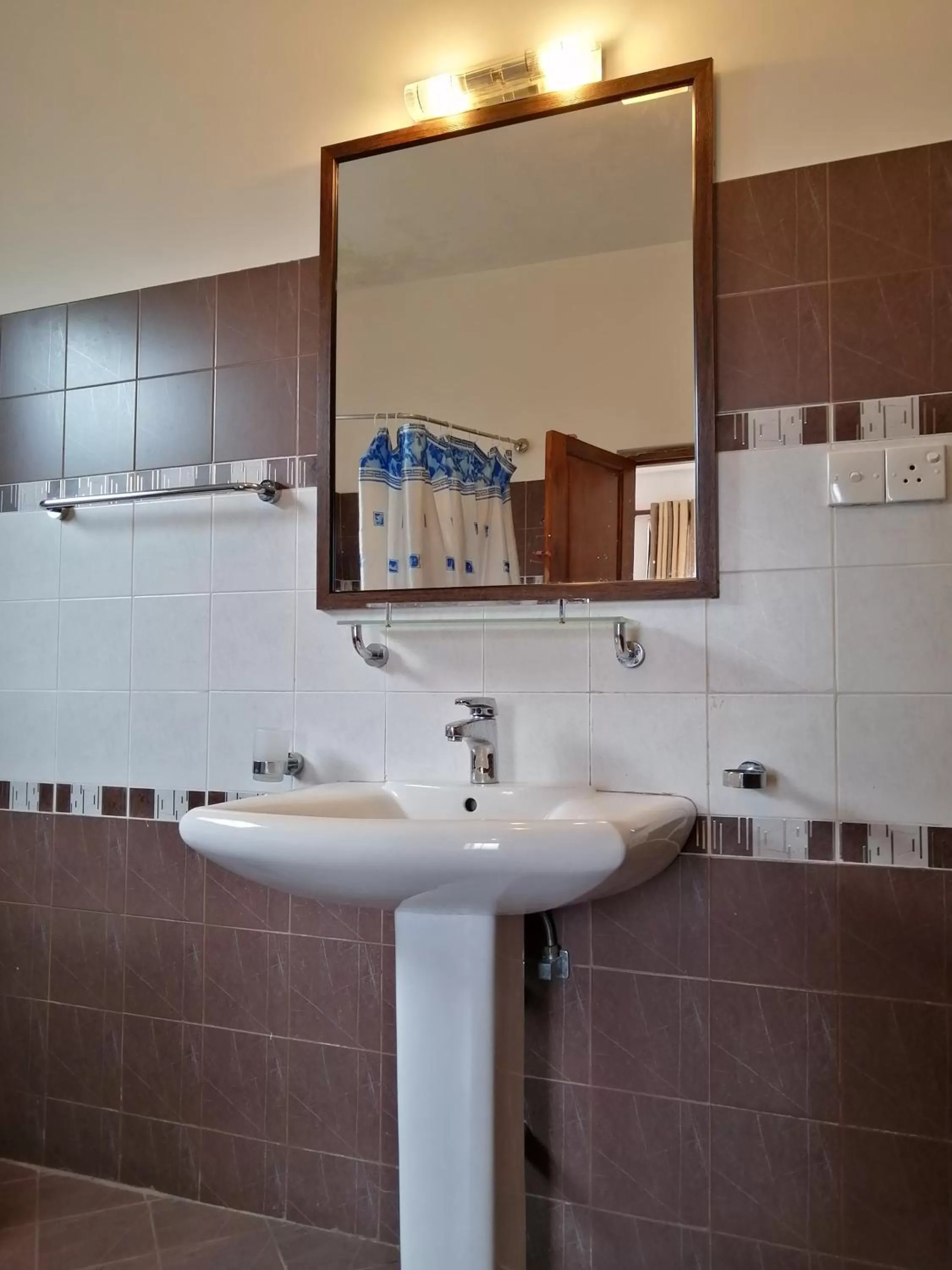 Kandy Highland Unique Hotel