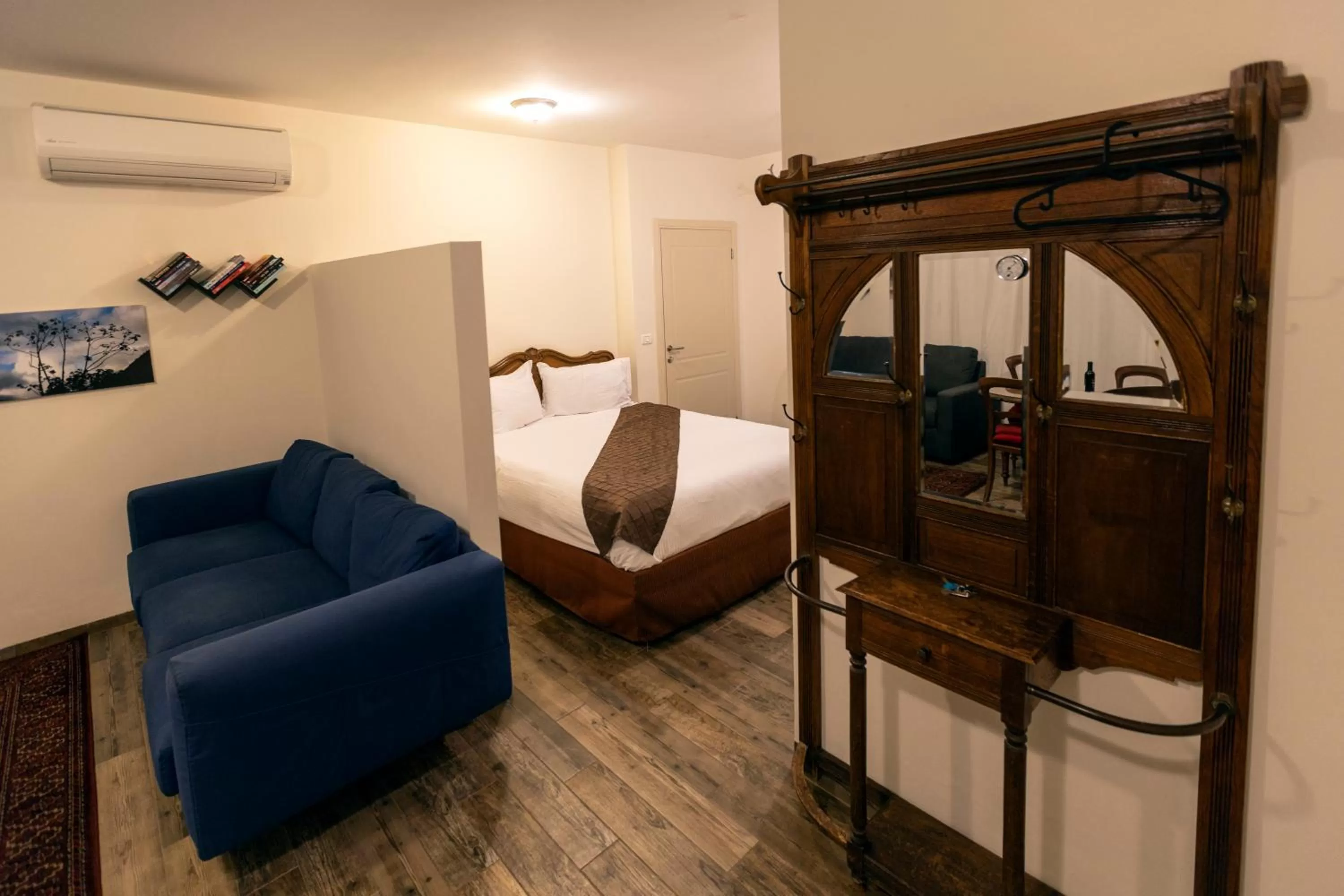 Seating Area in HaBaronit