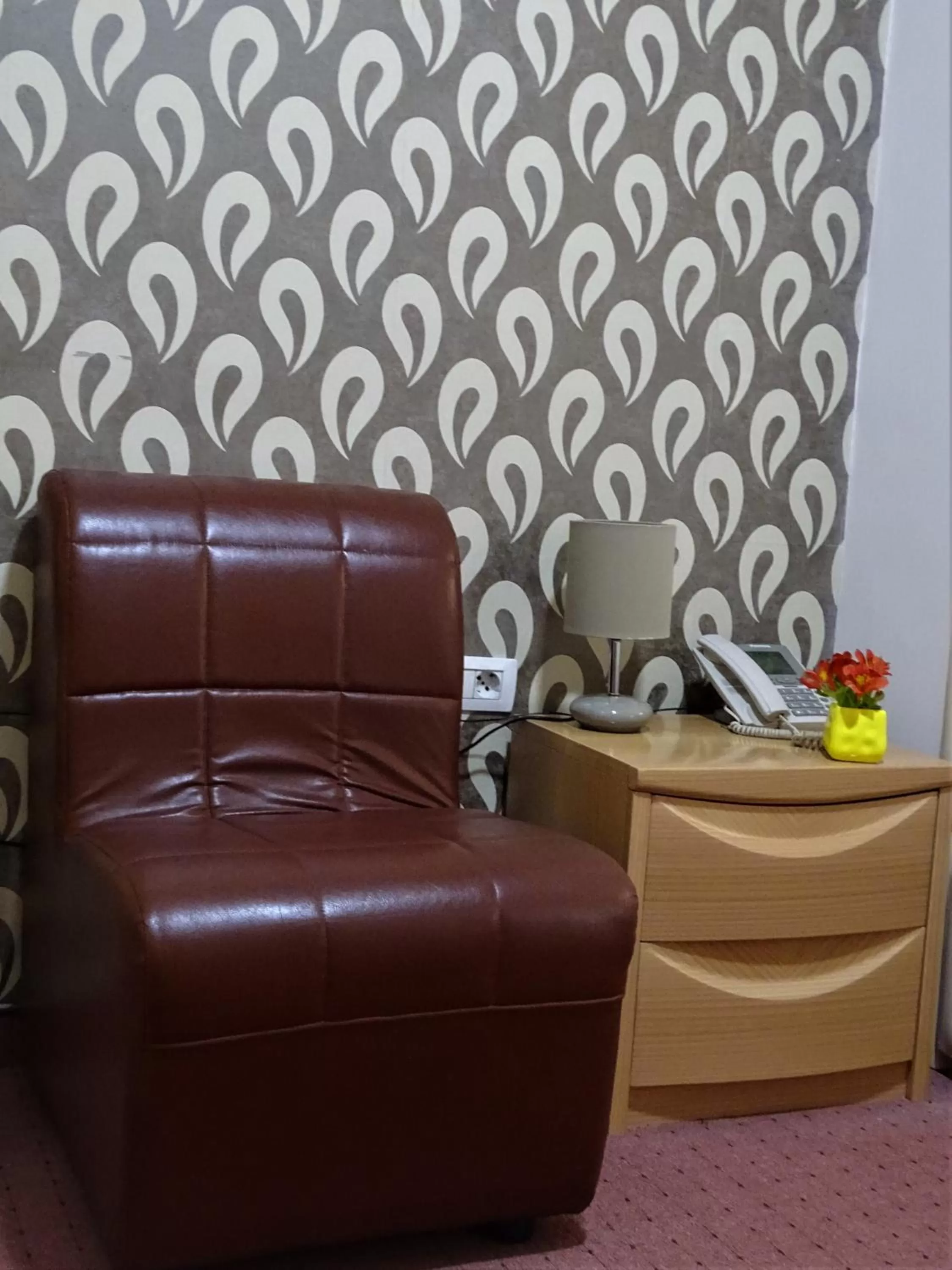 Seating area in Signature Idea hotel