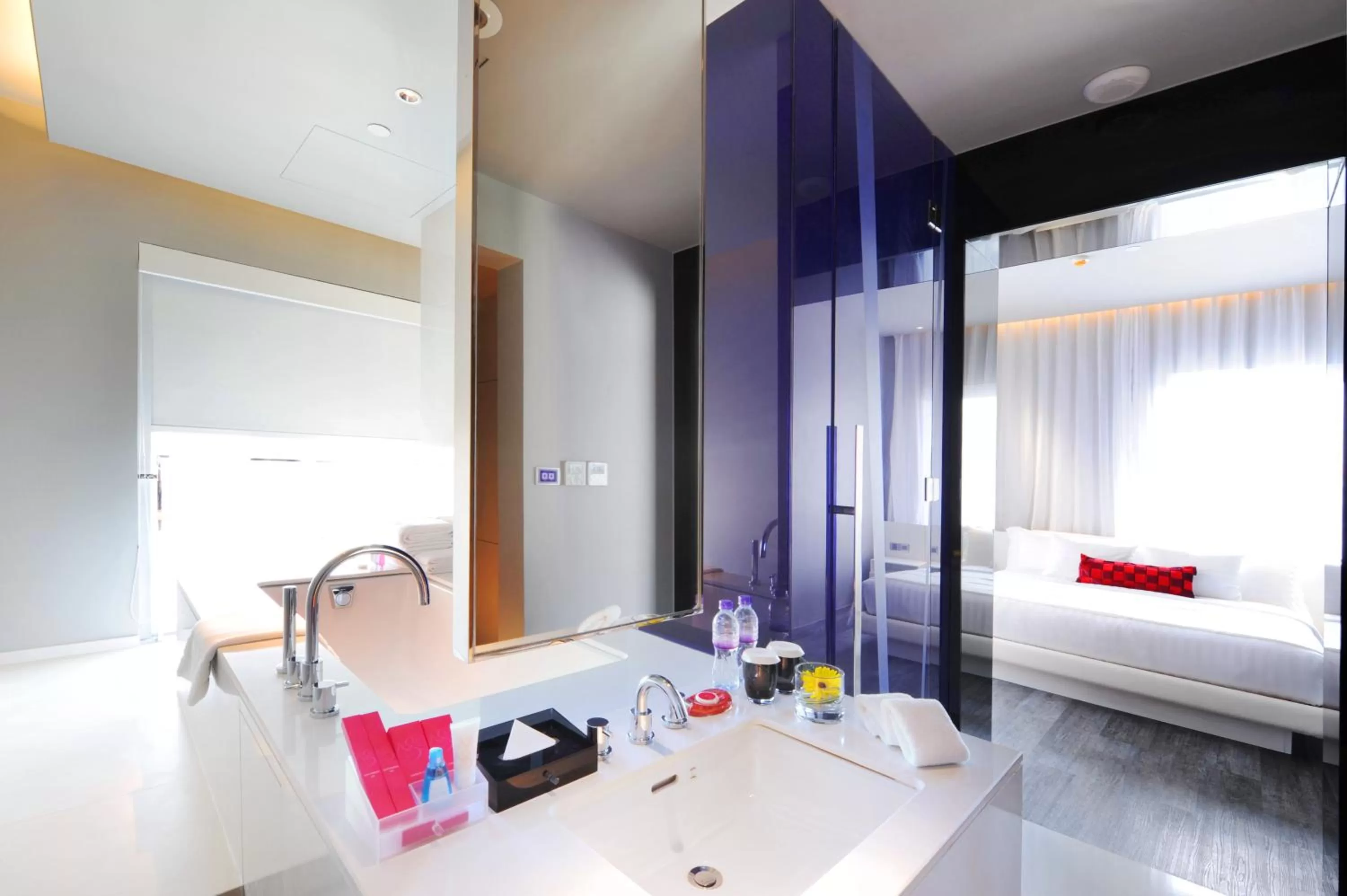 Bathroom, Bed in Mode Sathorn Hotel - SHA Extra Plus