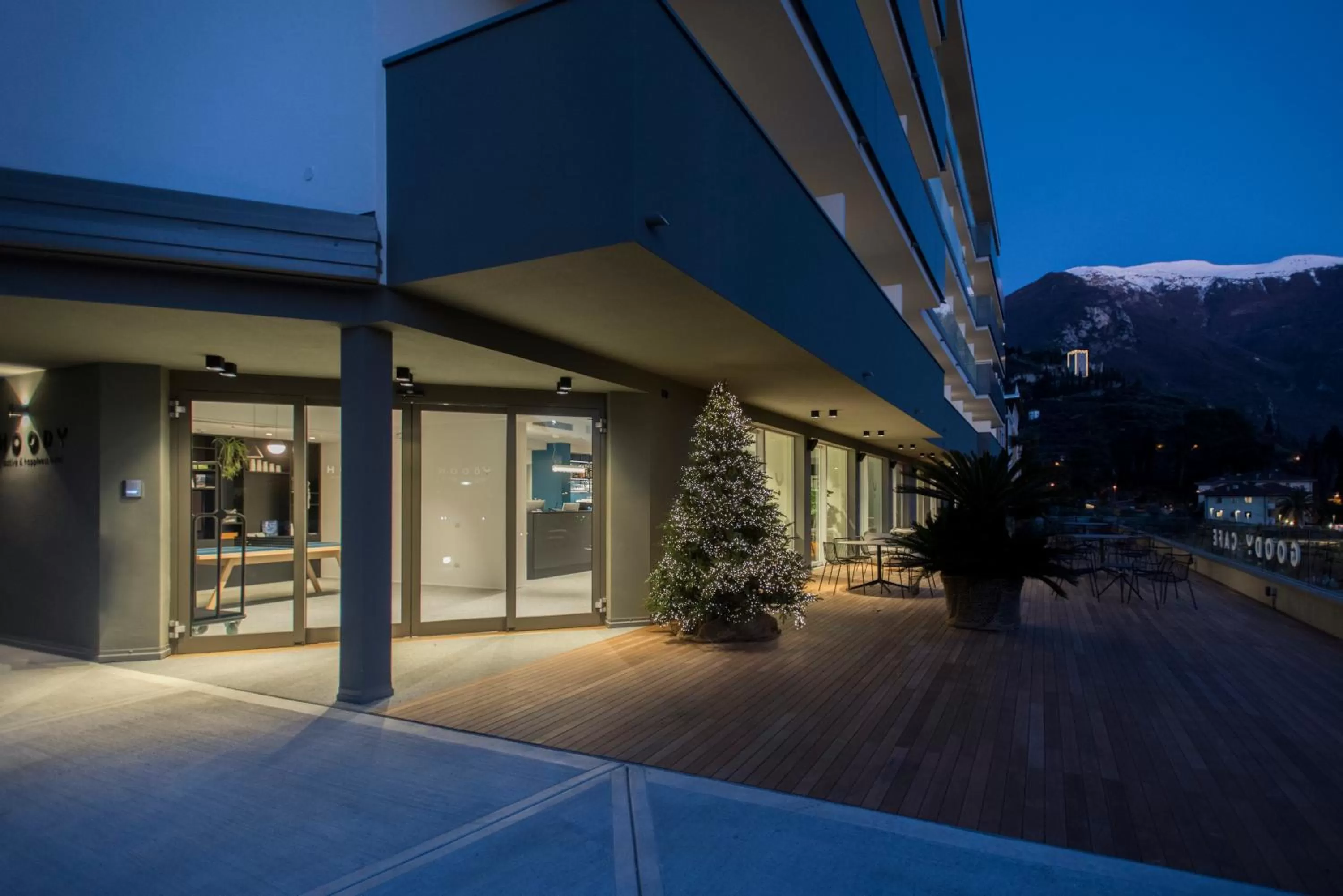 Property building in HOODY ACTIVE & HAPPINESS HOTEL