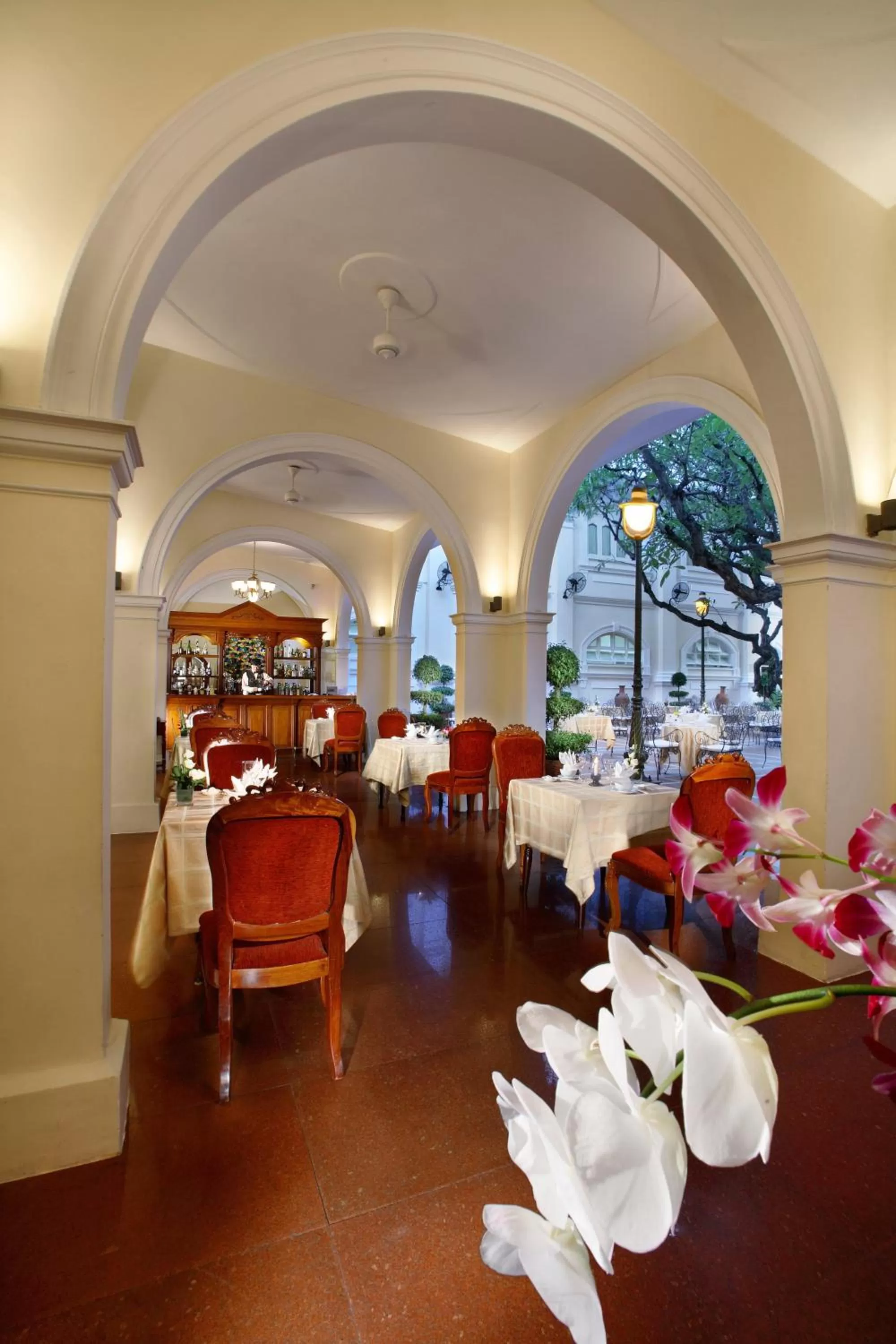 Restaurant/places to eat in Hotel Continental Saigon