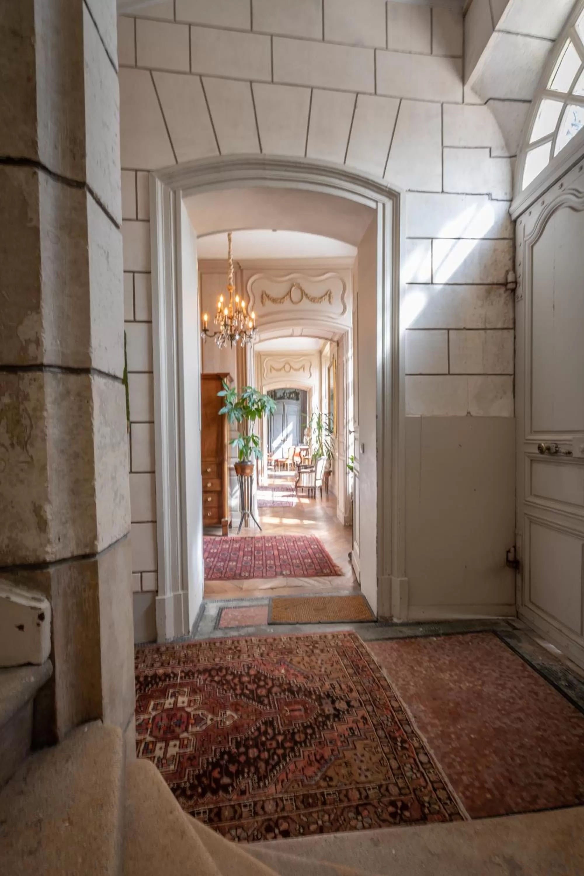 L'Hotel de Panette, Un exceptionnel château en ville - Chambres historiques, parking - Petit Déjeuner offert