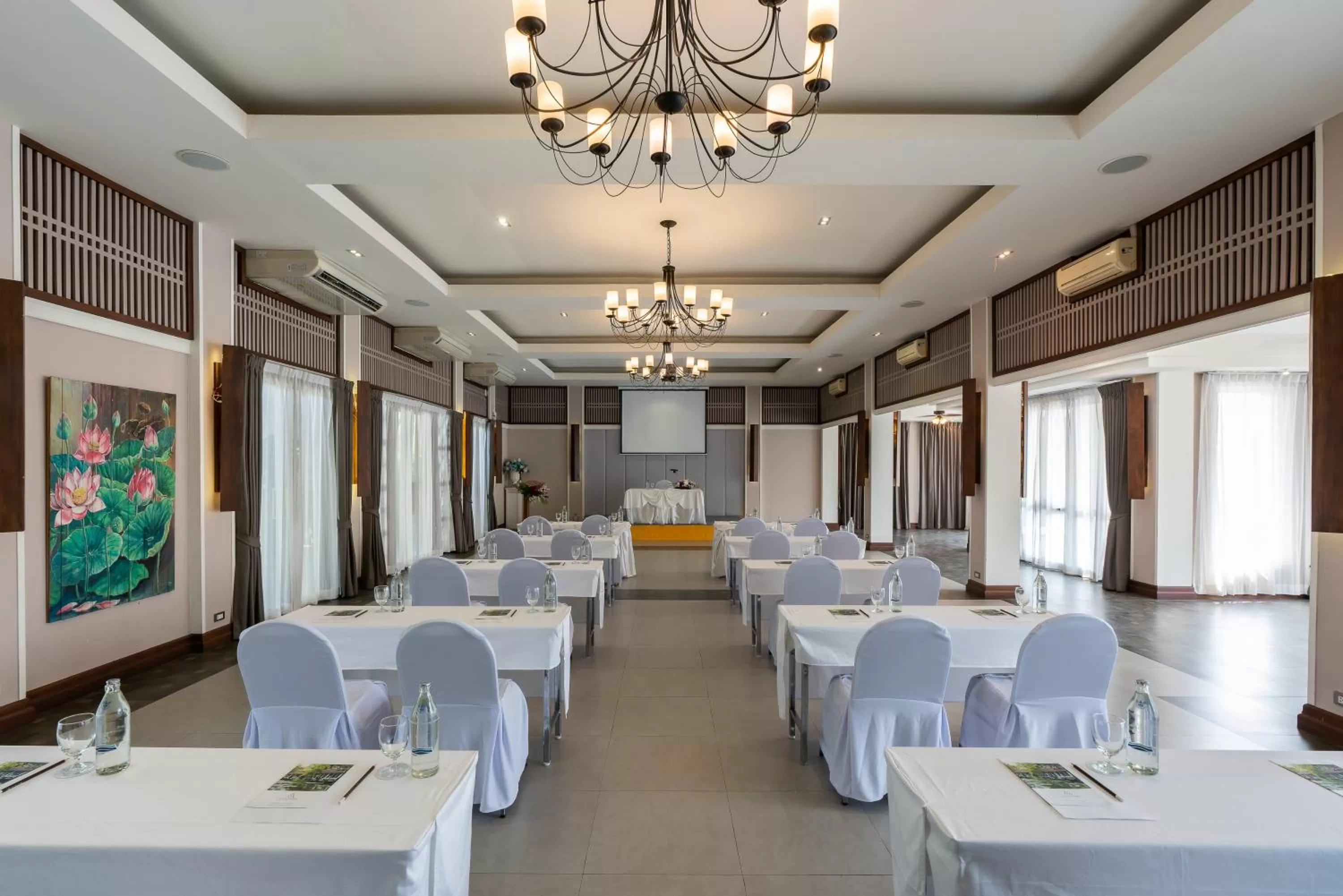 Meeting/conference room in Le Charme Sukhothai Historical Park