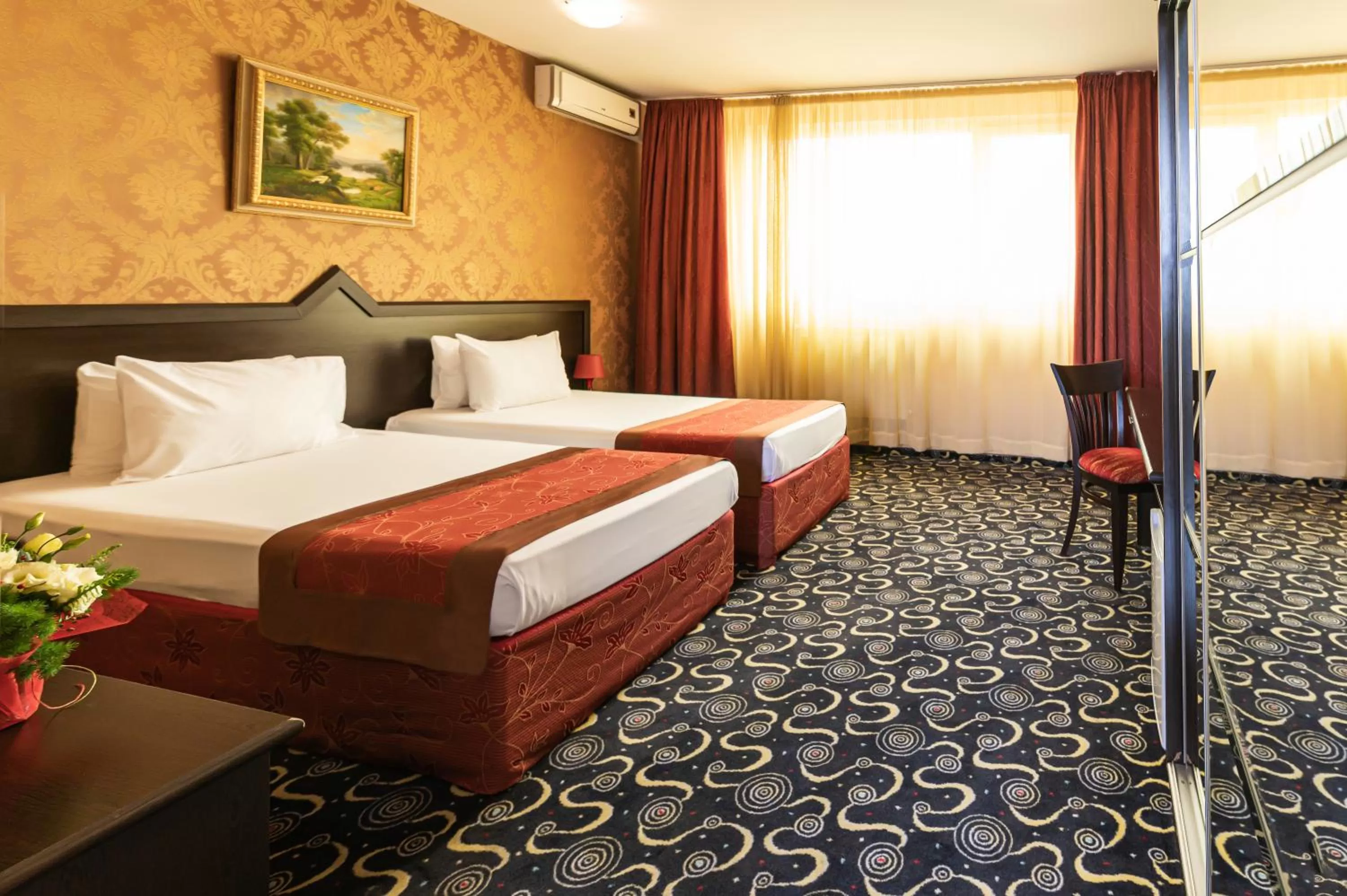 Bed in Hotel Montecito