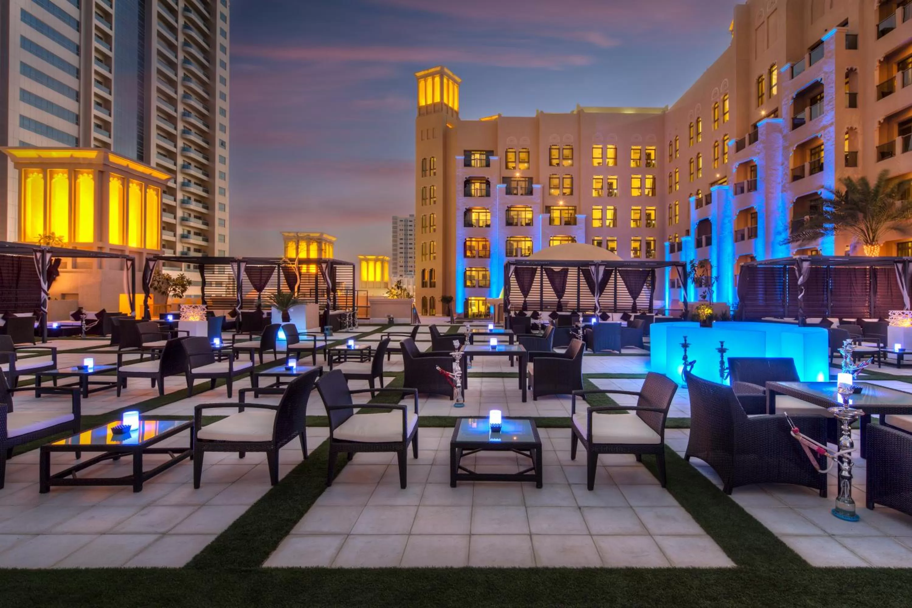 Lounge or bar in Bahi Ajman Palace Hotel