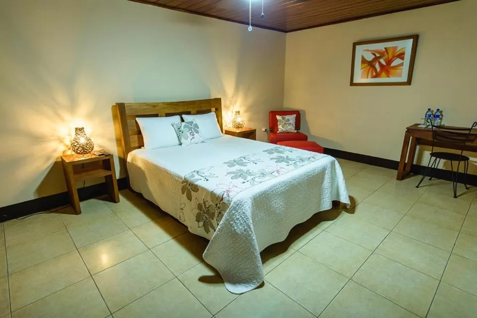 Photo of the whole room, Bed in Hotel Flor De Sarta