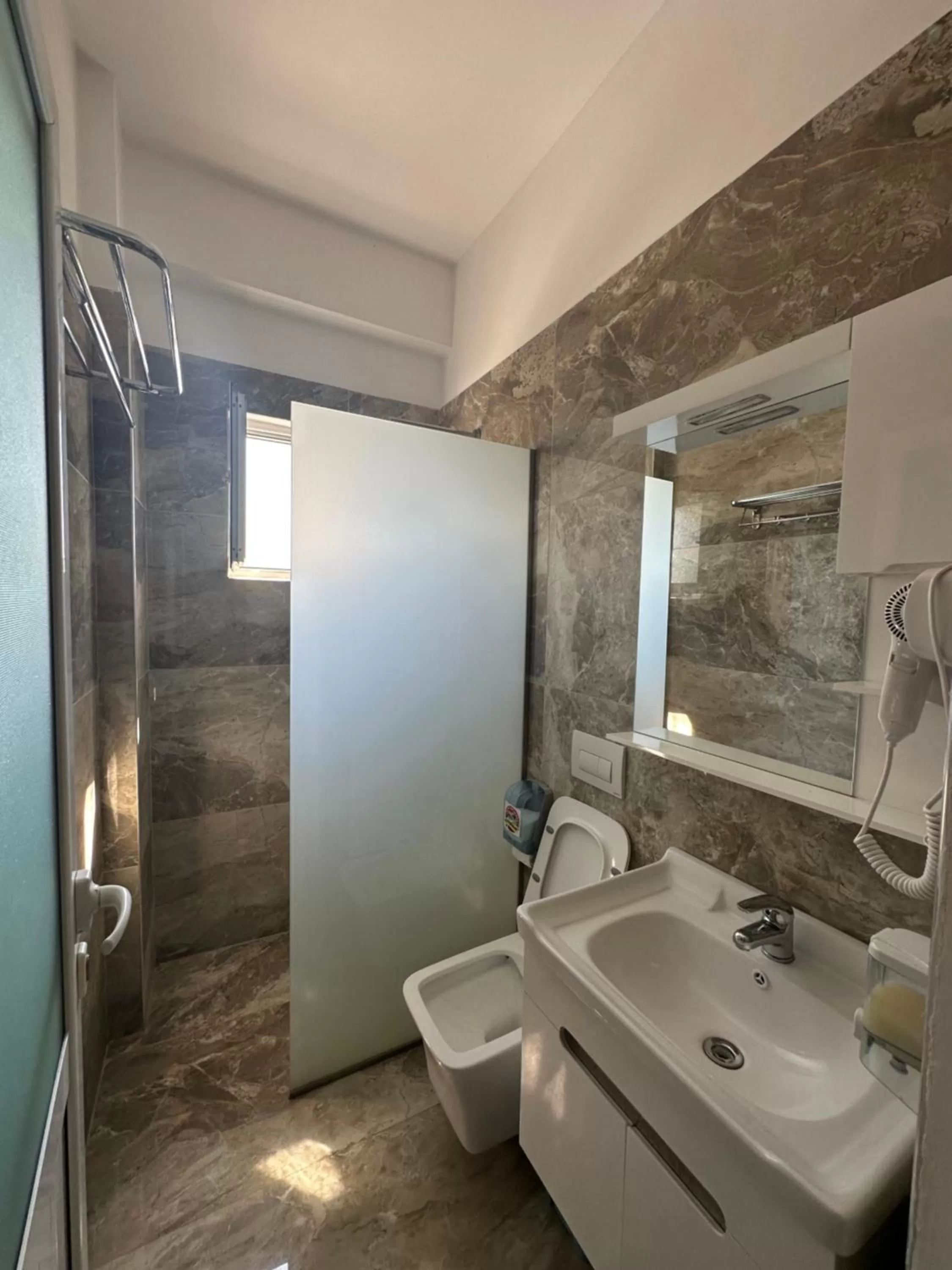 Bathroom in Hotel Frida