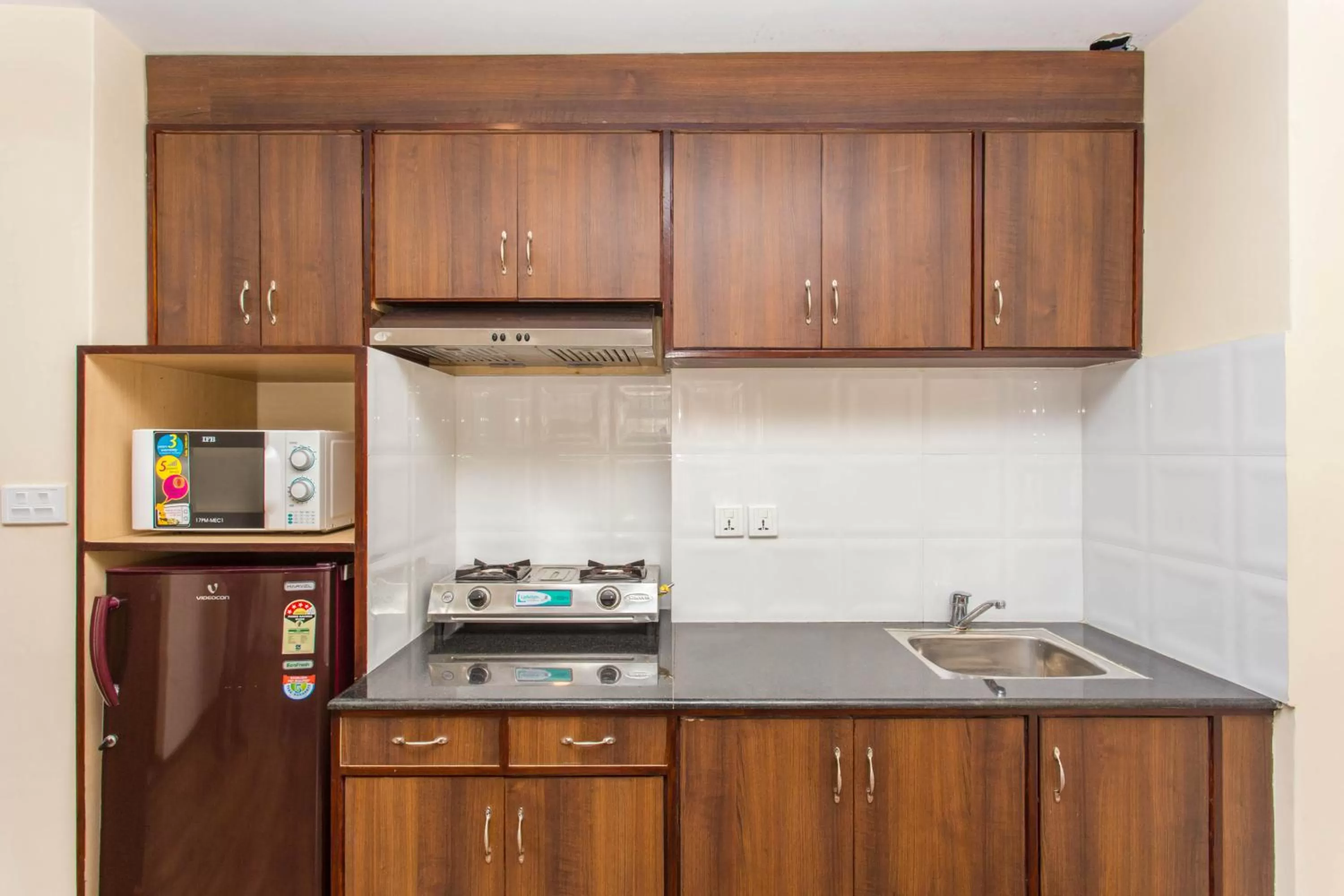 Kitchen or kitchenette in Hotel Jay Suites