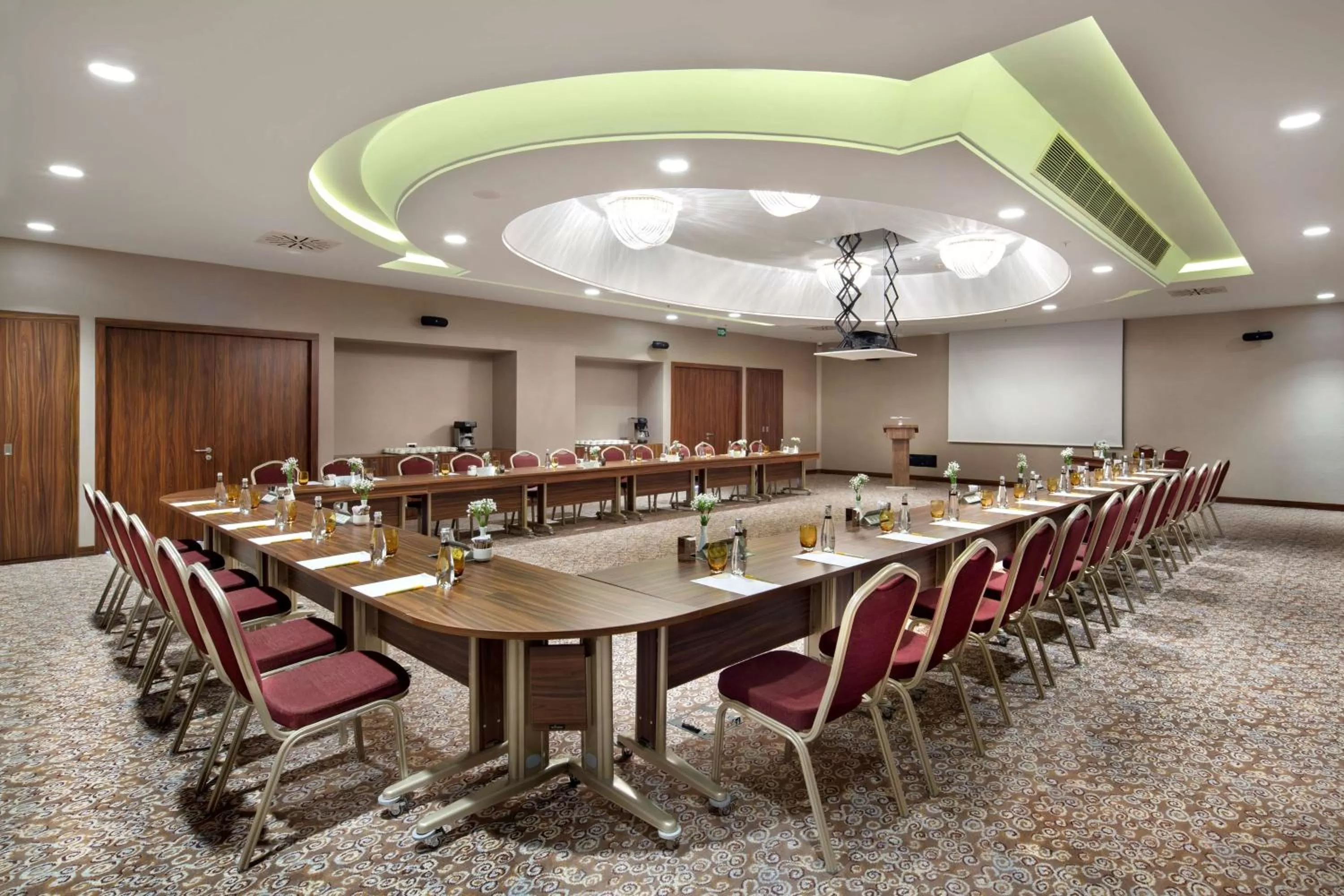 Meeting/conference room in Hilton Garden Inn Istanbul Beylikduzu