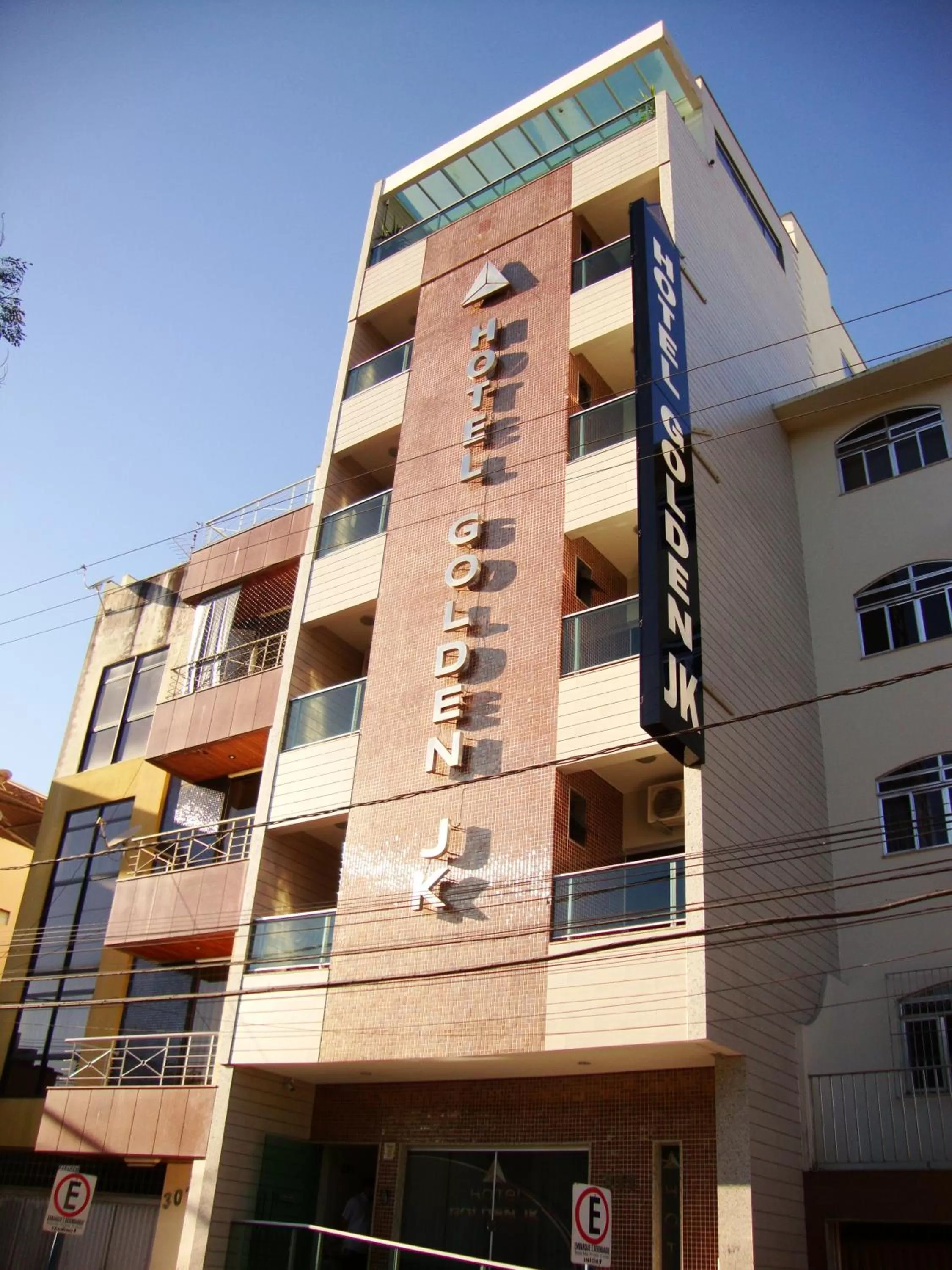 Property Building in Hotel Golden JK