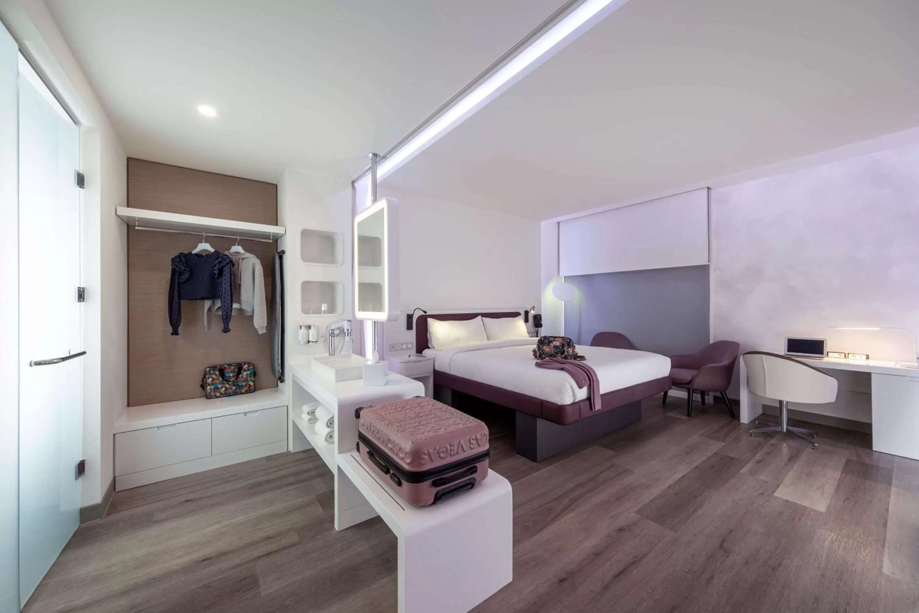 Bedroom, Bed in YOTELAIR Istanbul Airport, Duty free - International Transit area