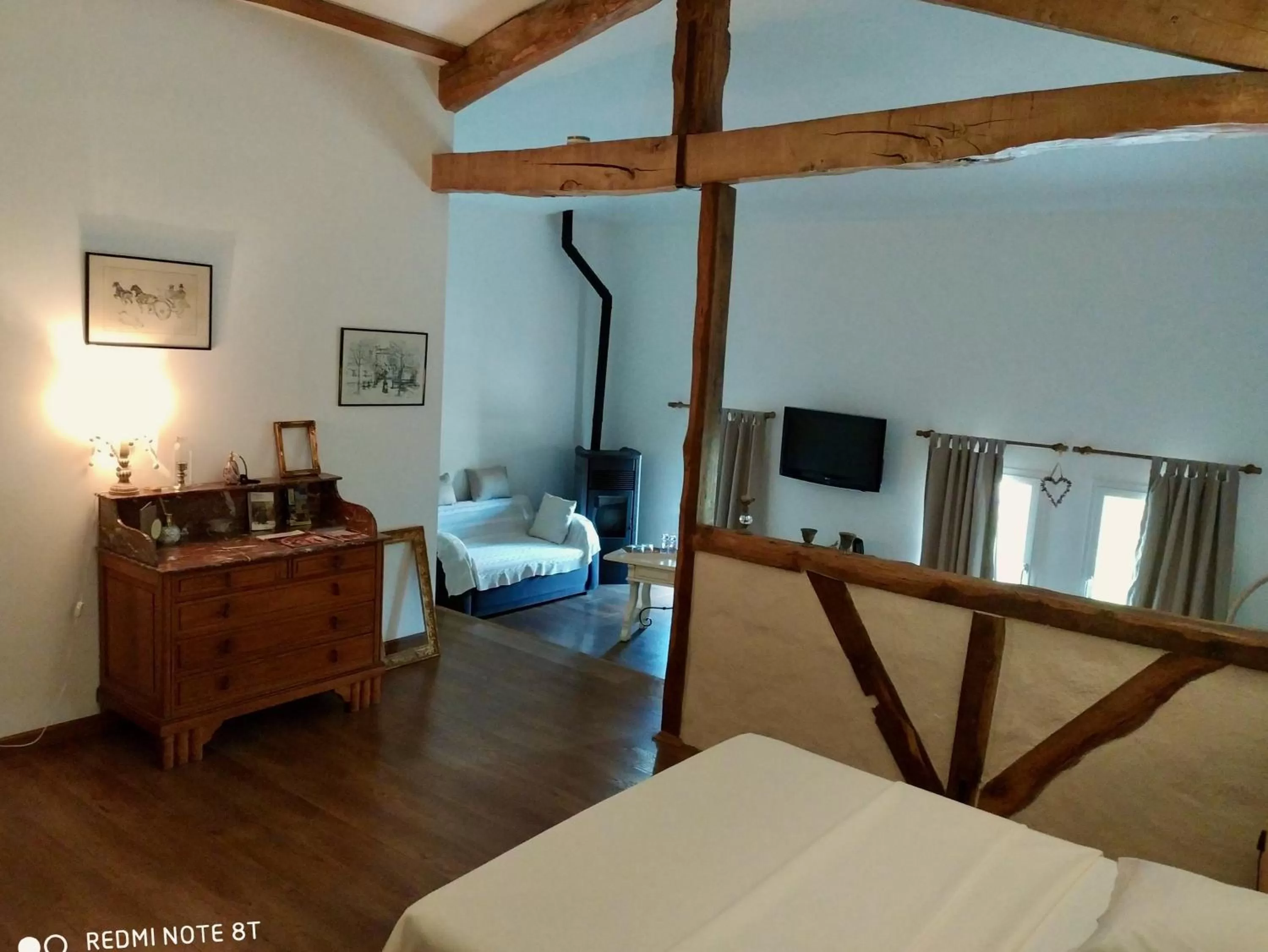 TV and multimedia, Bed in La Fréjade