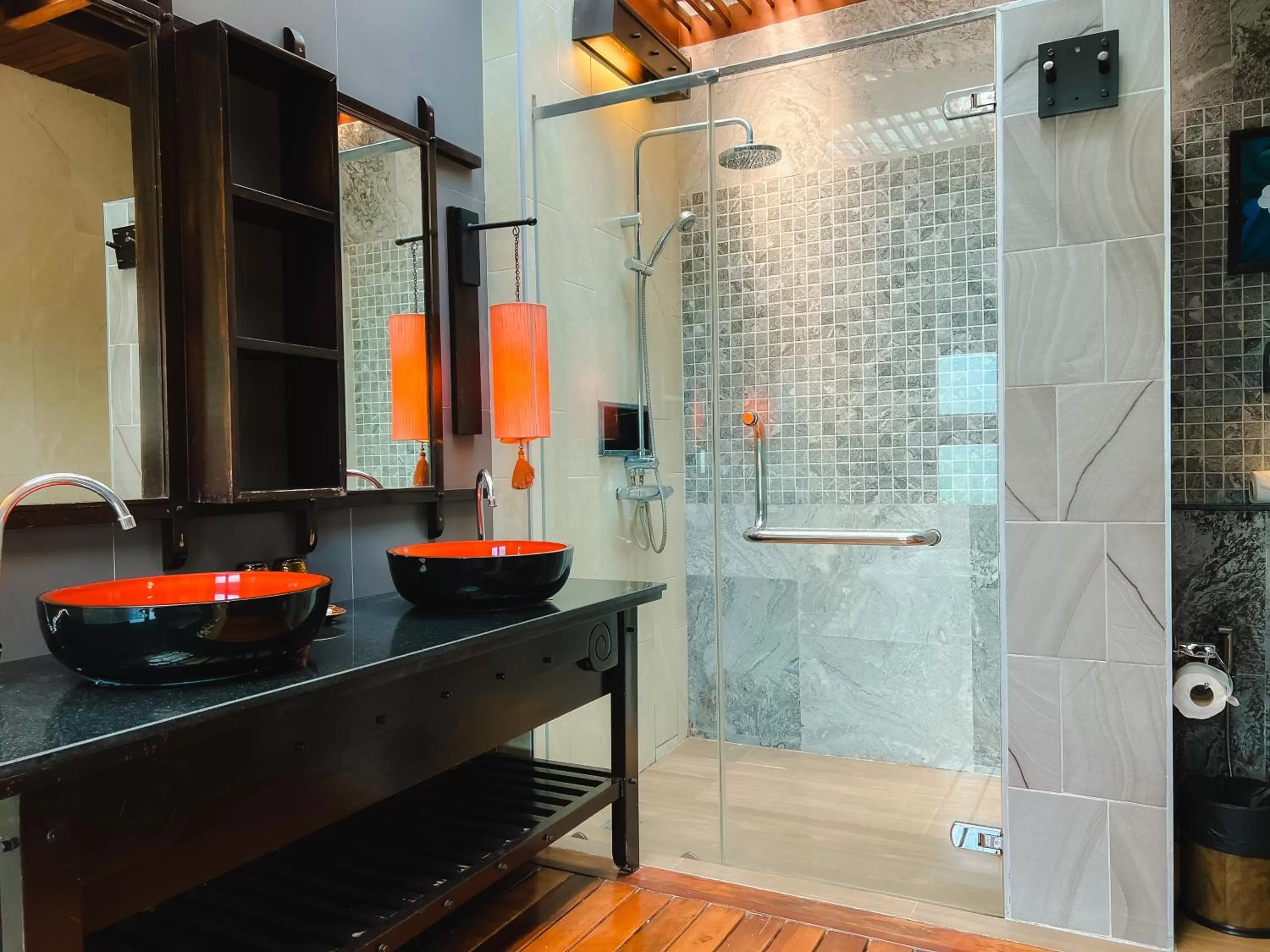 Shower in Aonang Phu Pi Maan Resort & Spa