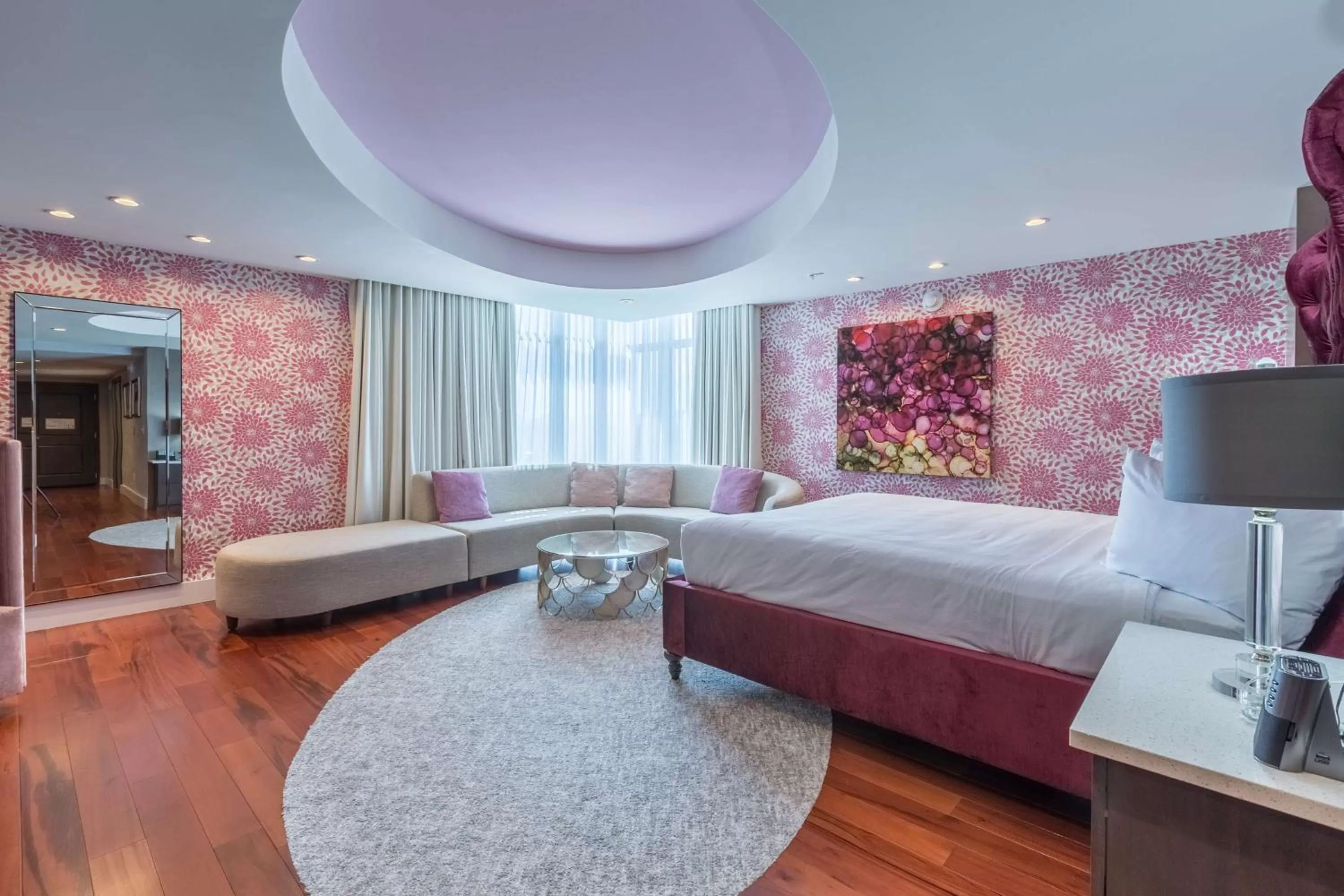 Bed in DoubleTree by Hilton Asheville Downtown