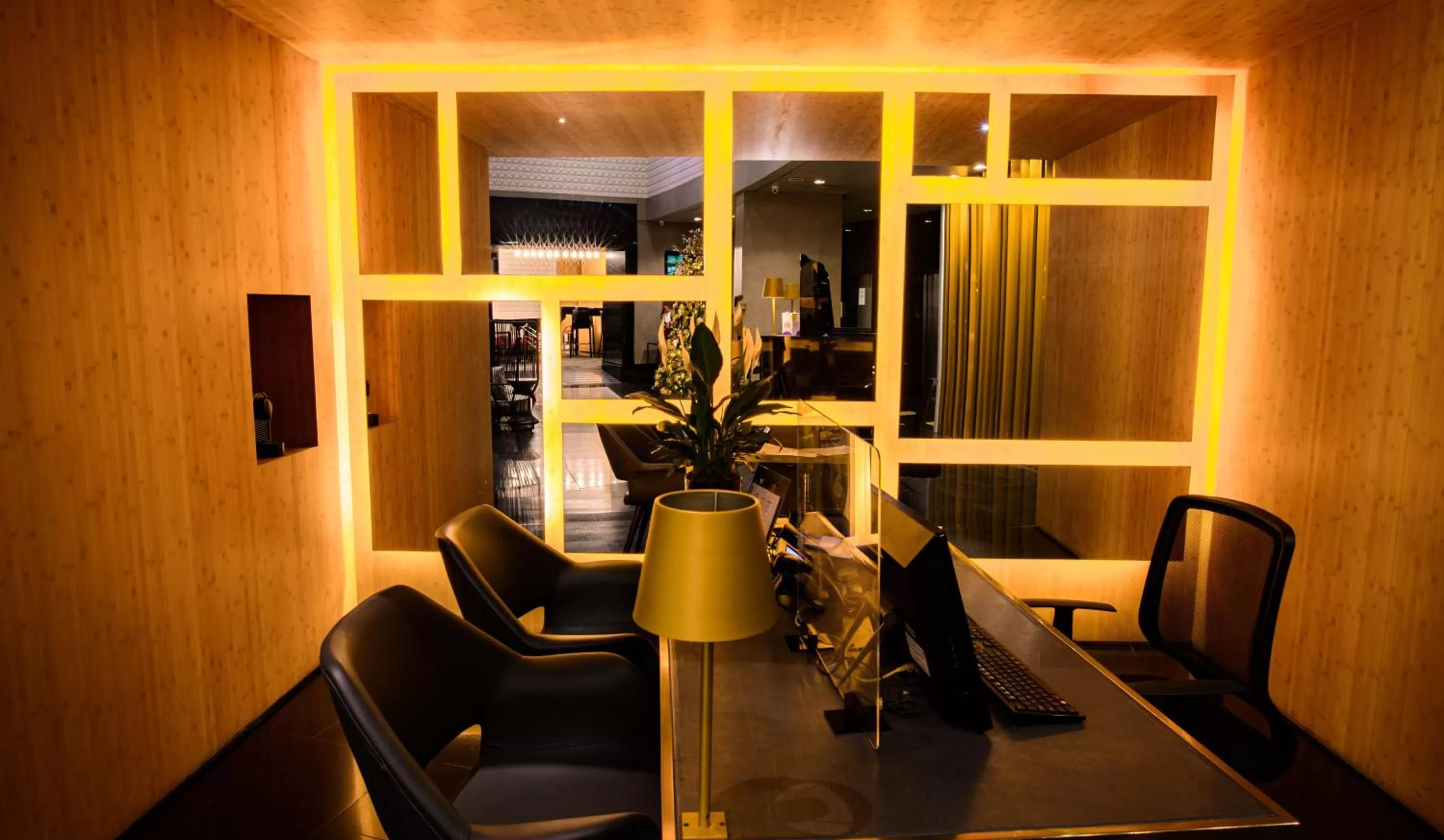 Lobby or reception in Radisson Alphaville