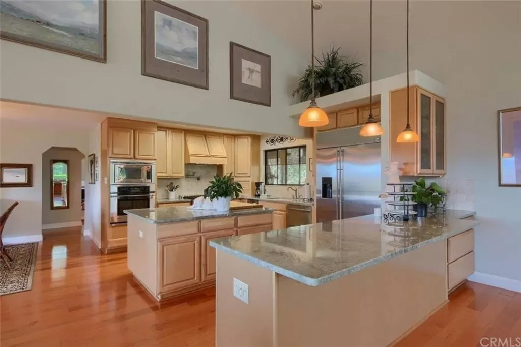 Kitchen or kitchenette in Narrow Gauge Inn