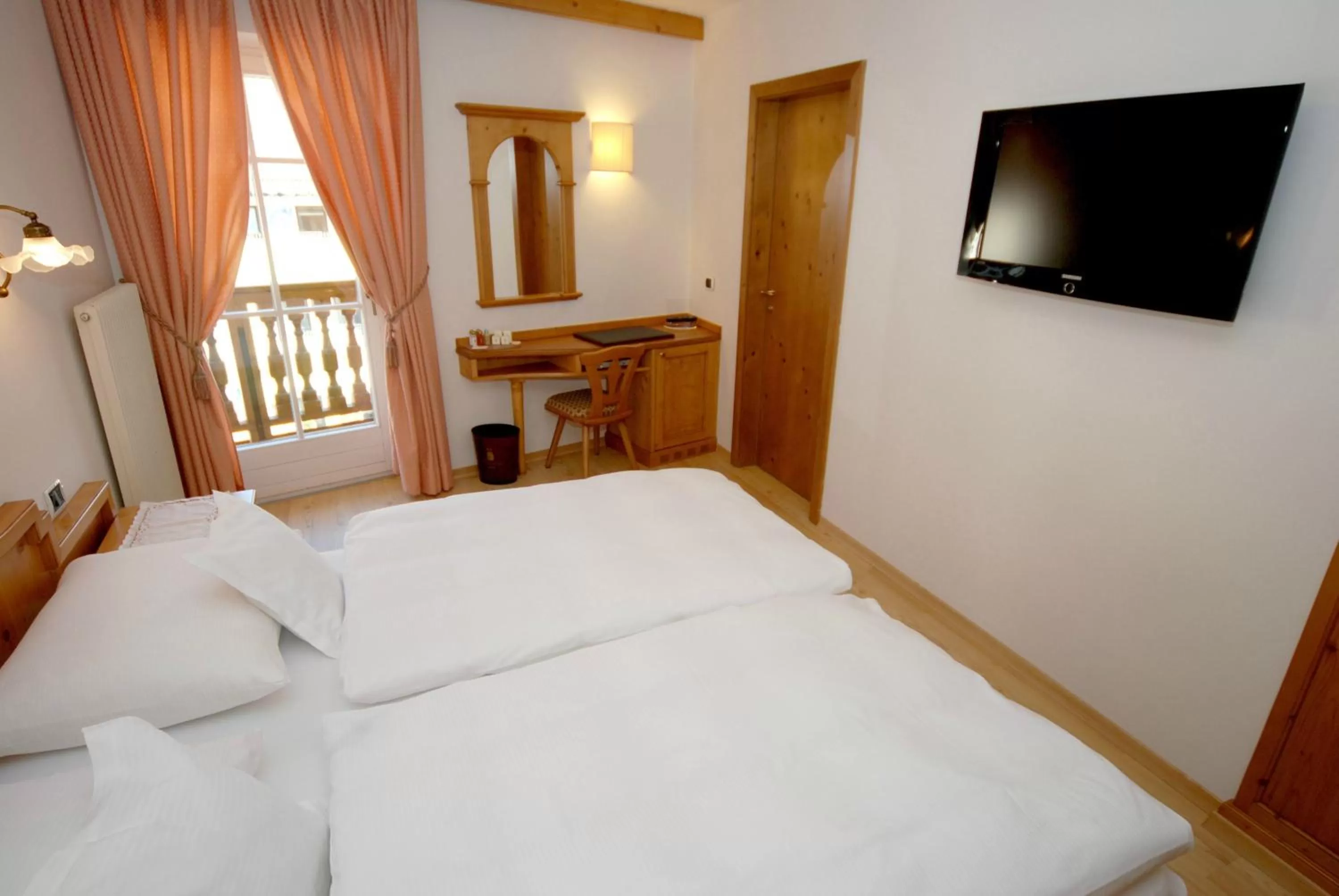 Comfort Double Room with Spa Access in Central Hotel