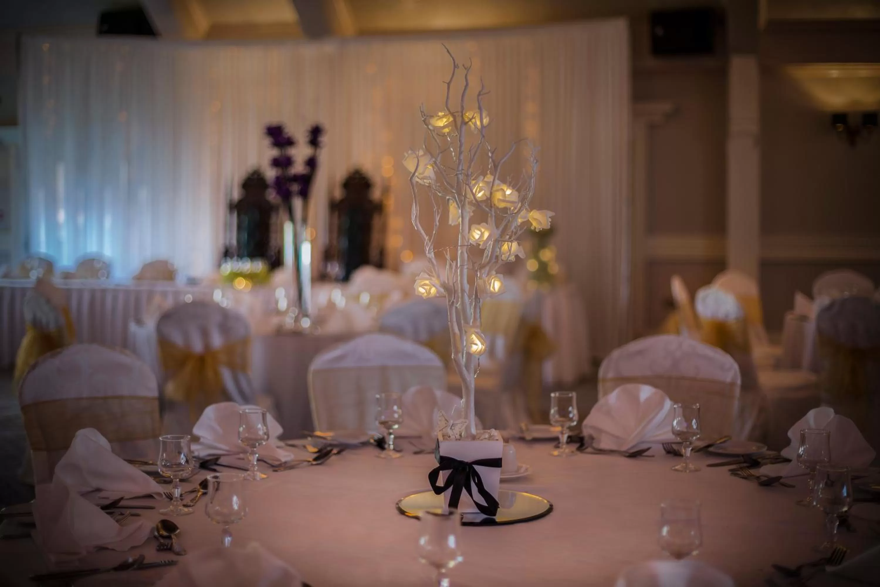 Decorative detail in Treacys Oakwood Hotel, Shannon